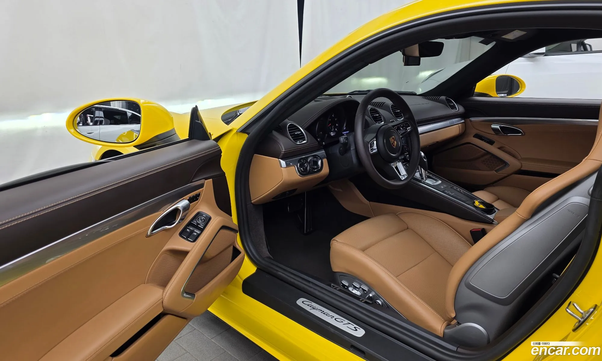 Porsche 718 Cayman 2021 — 9