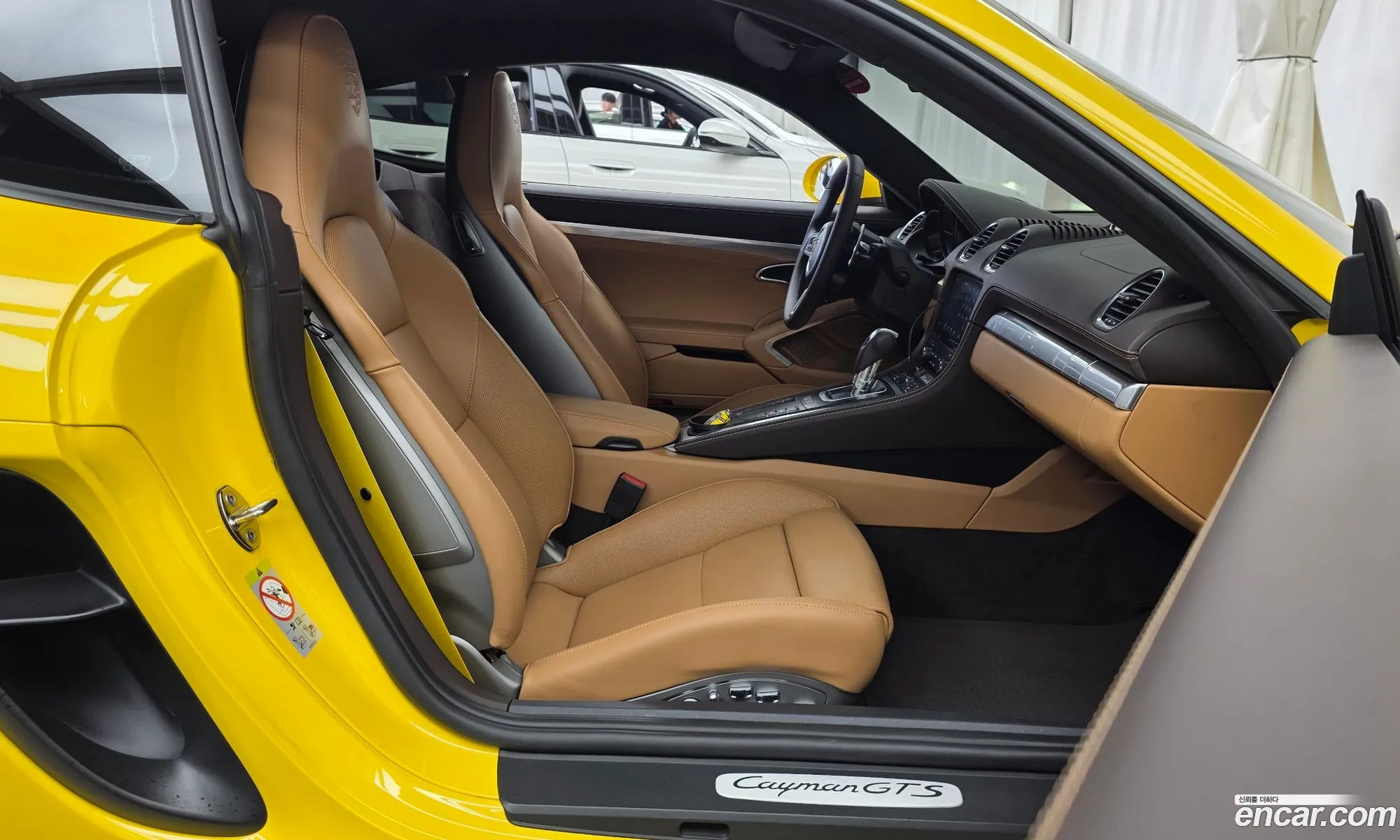Porsche 718 Cayman 2021 — 4