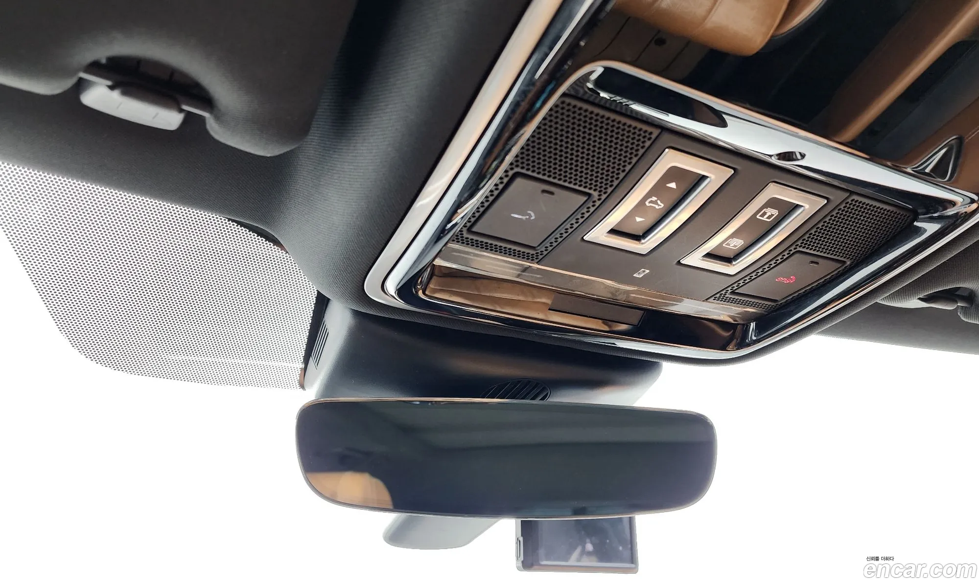 Land Rover Range Rover Velar 2019 — 31