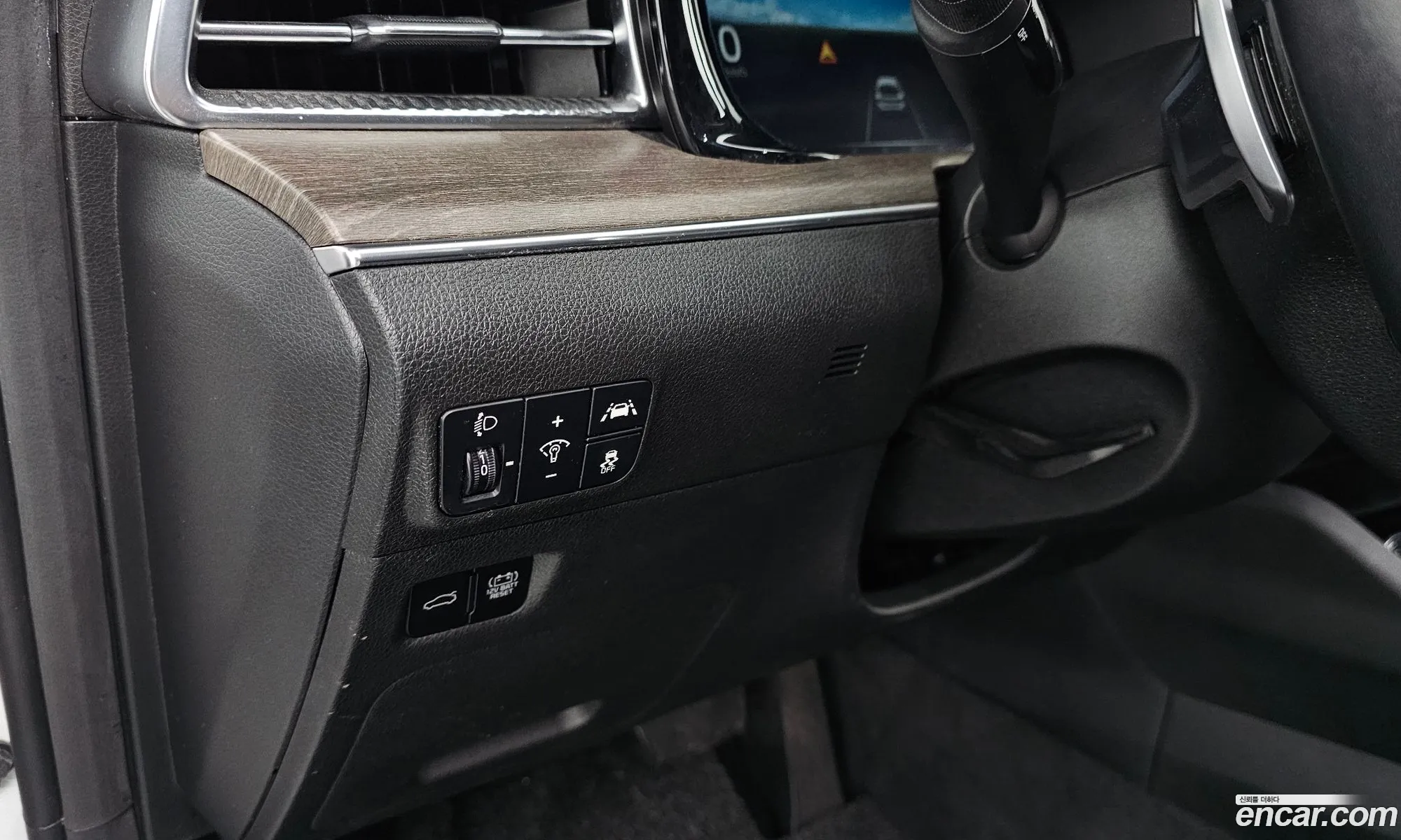 Kia K5 Hybrid 2020 — 21