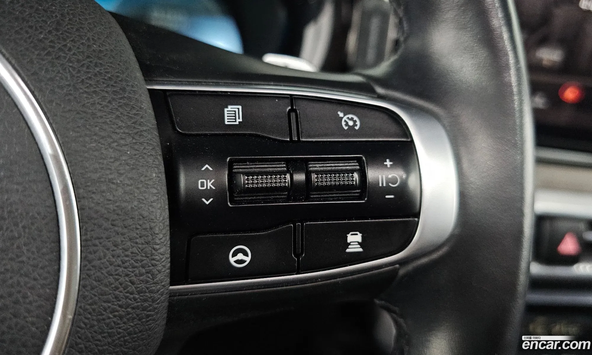 Kia K5 Hybrid 2020 — 15