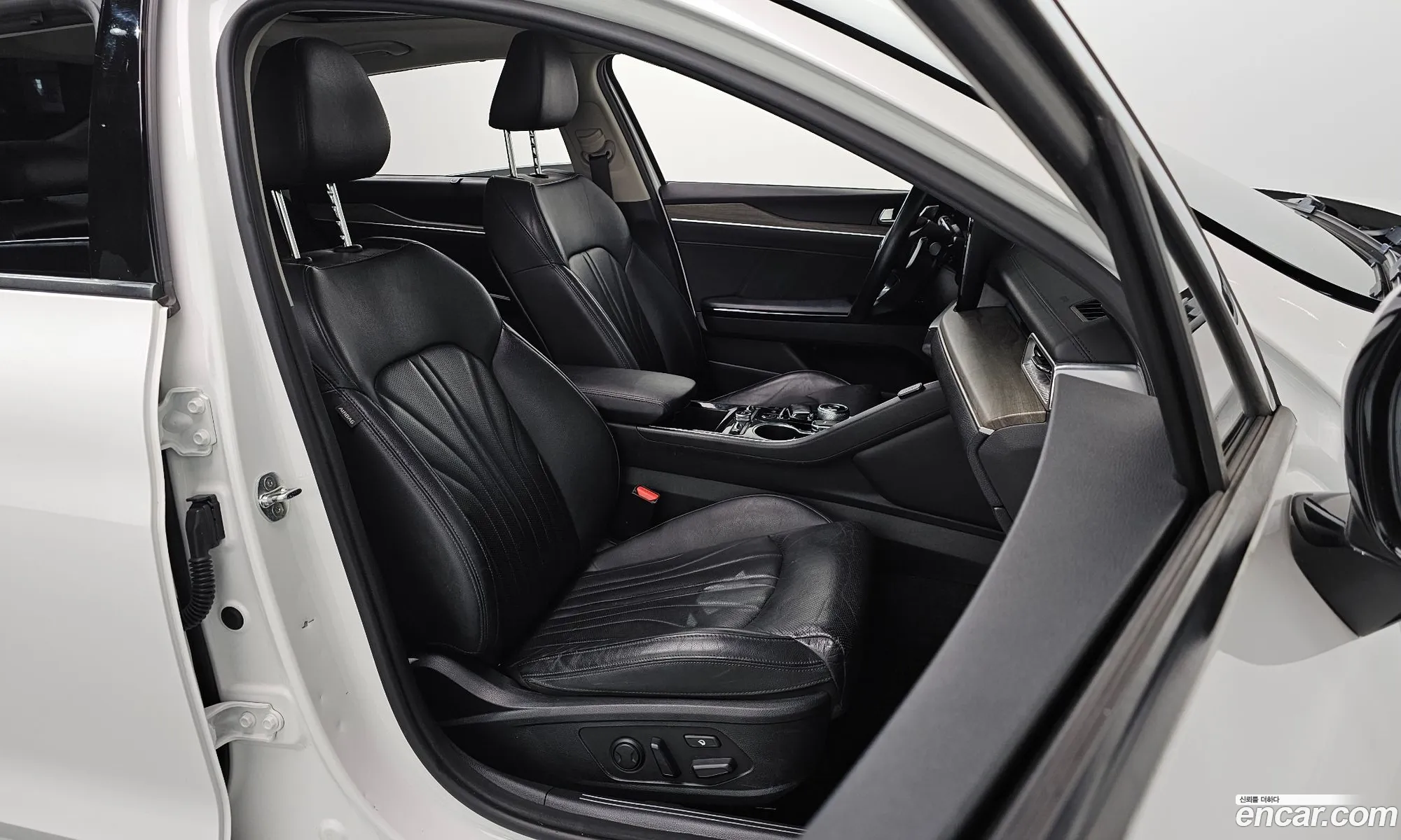 Kia K5 Hybrid 2020 — 22