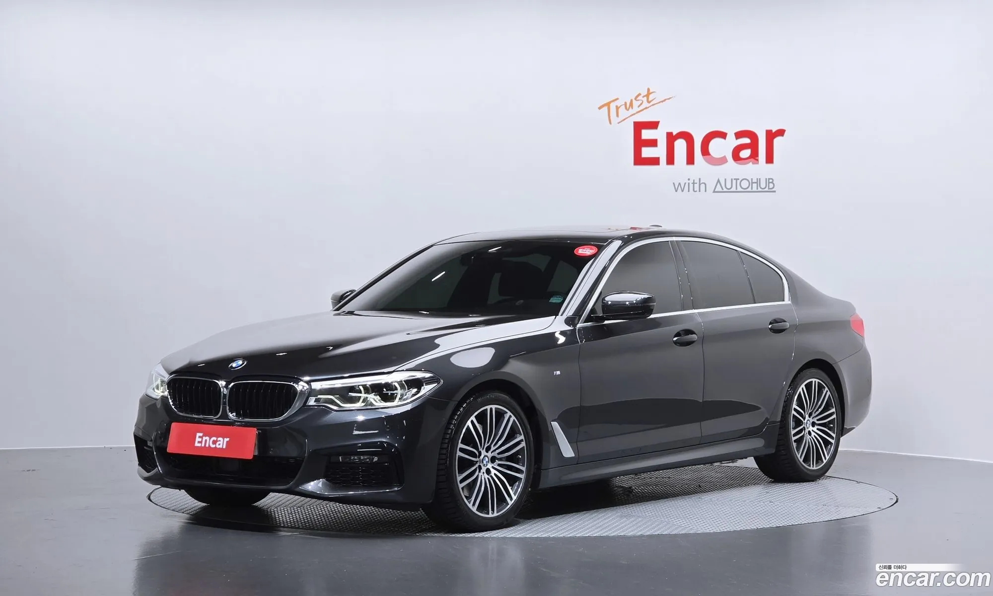 BMW 5 Series 2019 WBAJR5102LCD45149 — 3