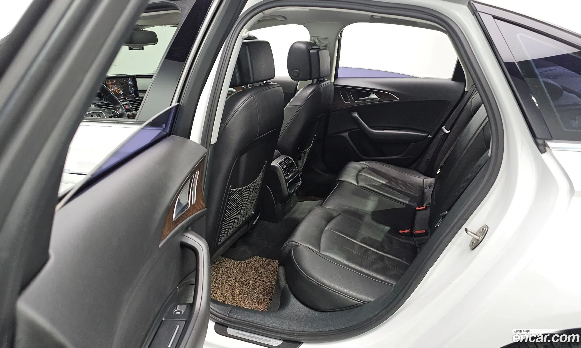Audi A6 2015 — 9