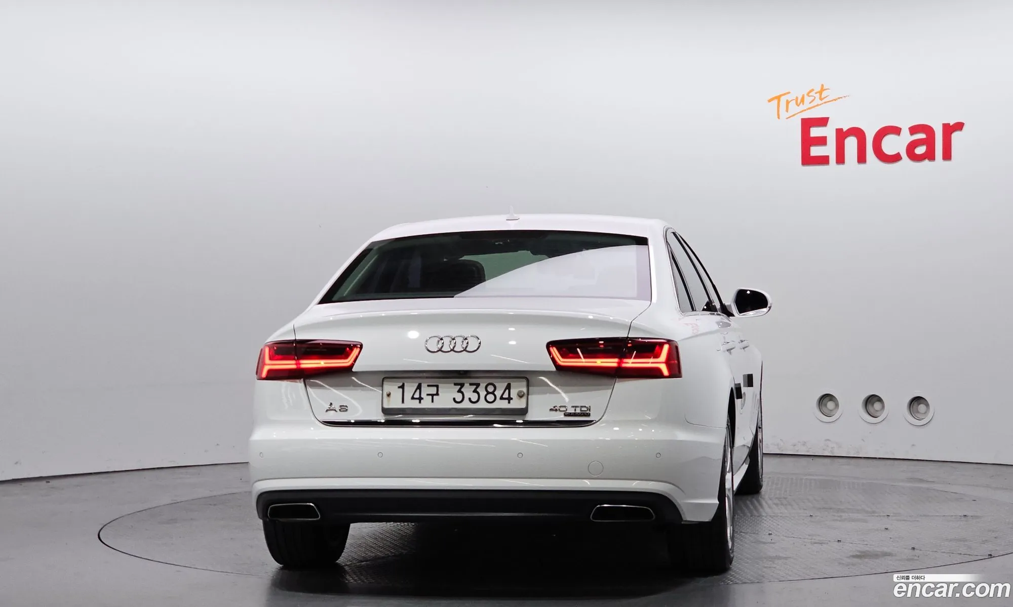 Audi A6 2015 — 12
