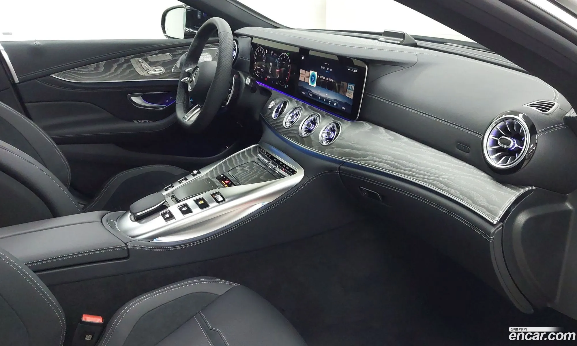 Mercedes-Benz AMG GT 2025 — 6