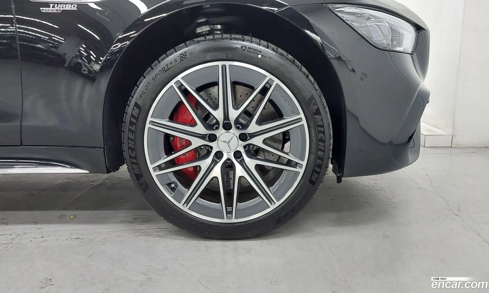 Mercedes-Benz AMG GT 2025 — 14
