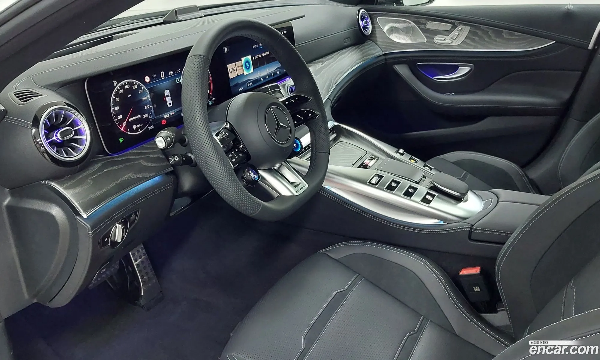 Mercedes-Benz AMG GT 2025 — 4