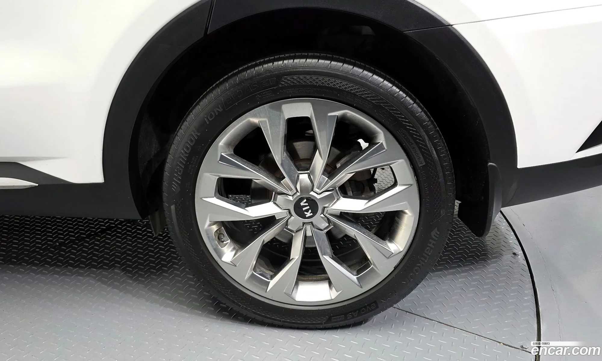 Kia Sorento 2021 — 17