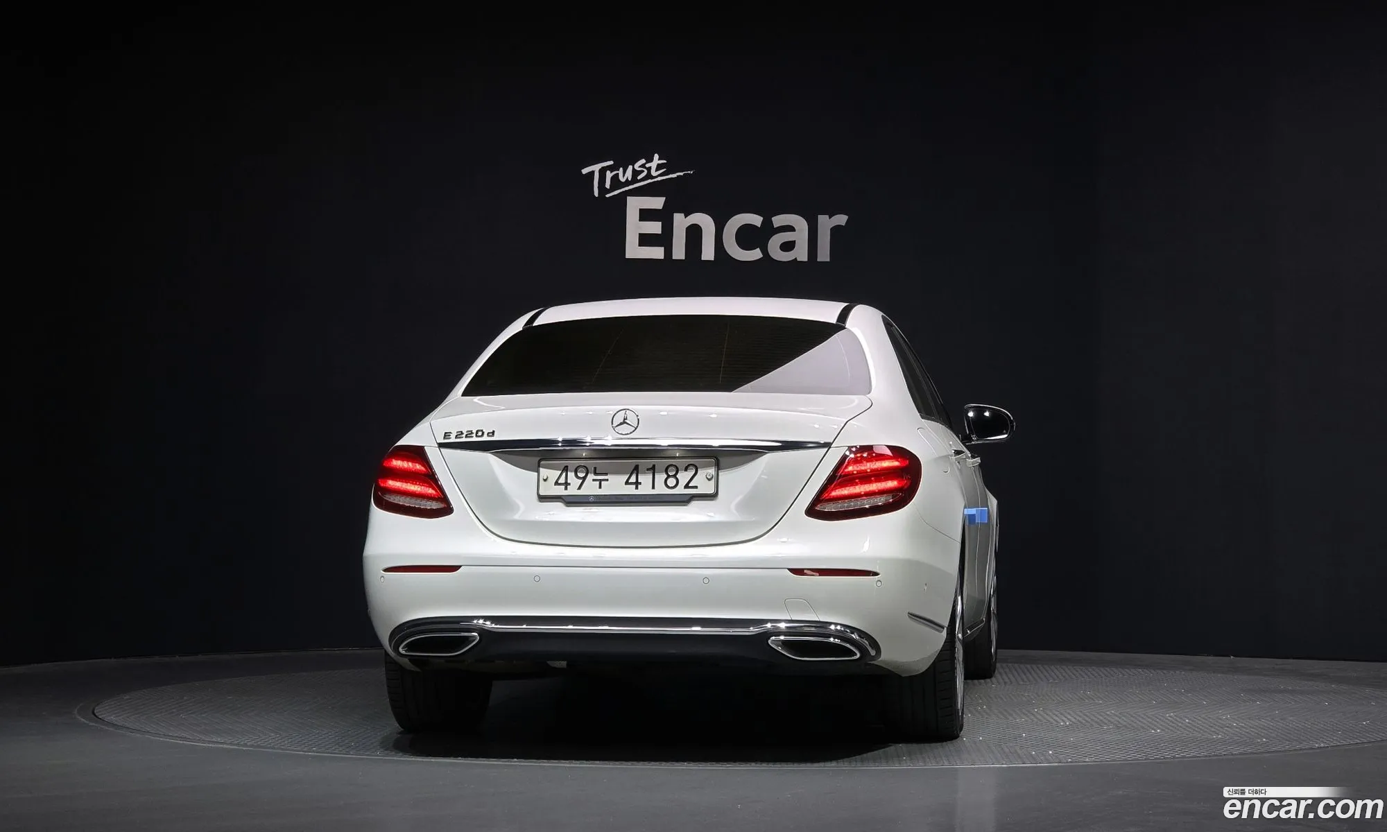 Mercedes-Benz E-Class W213 2017 WDDZF0EB7HA100382 — 8