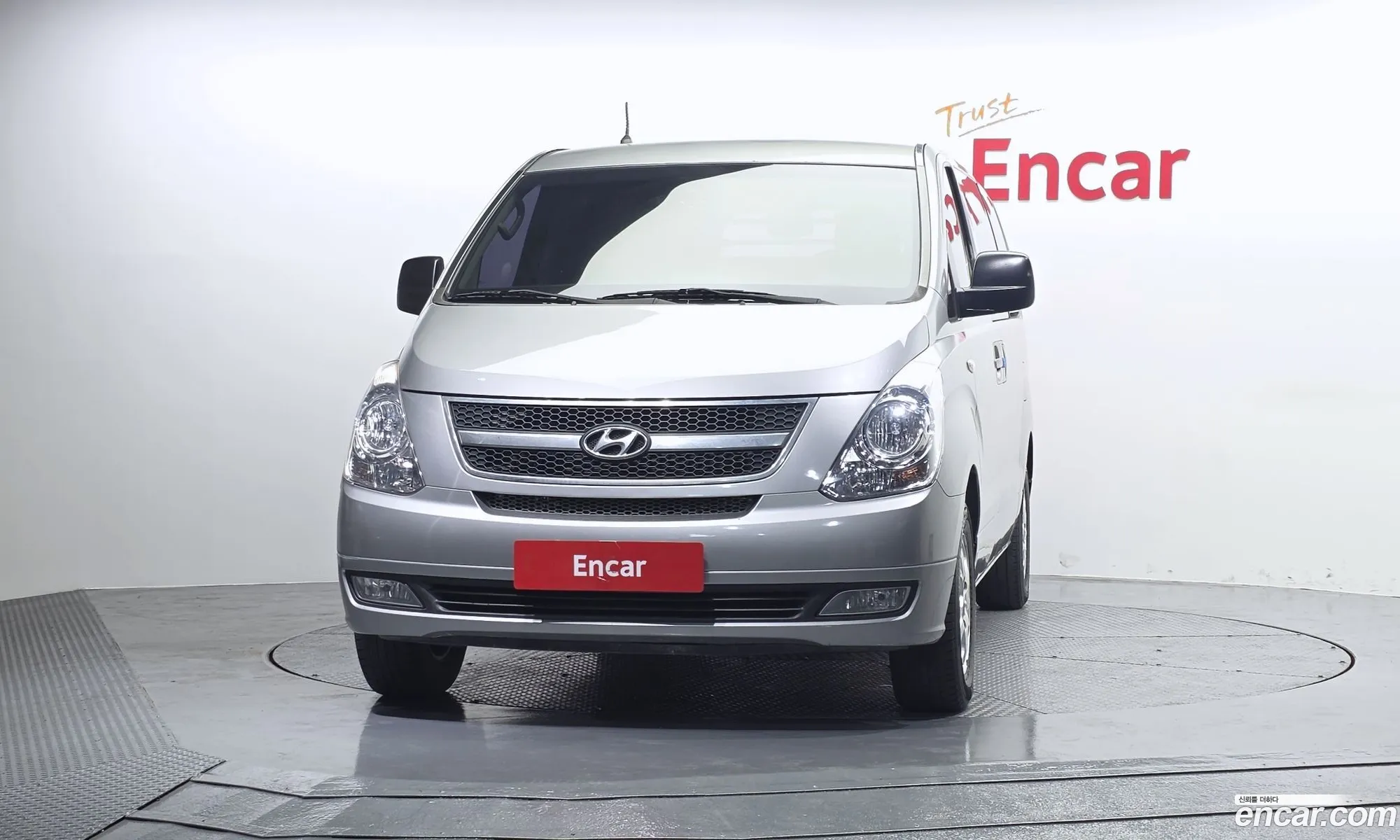 Hyundai Grand Starex 2014 — 20