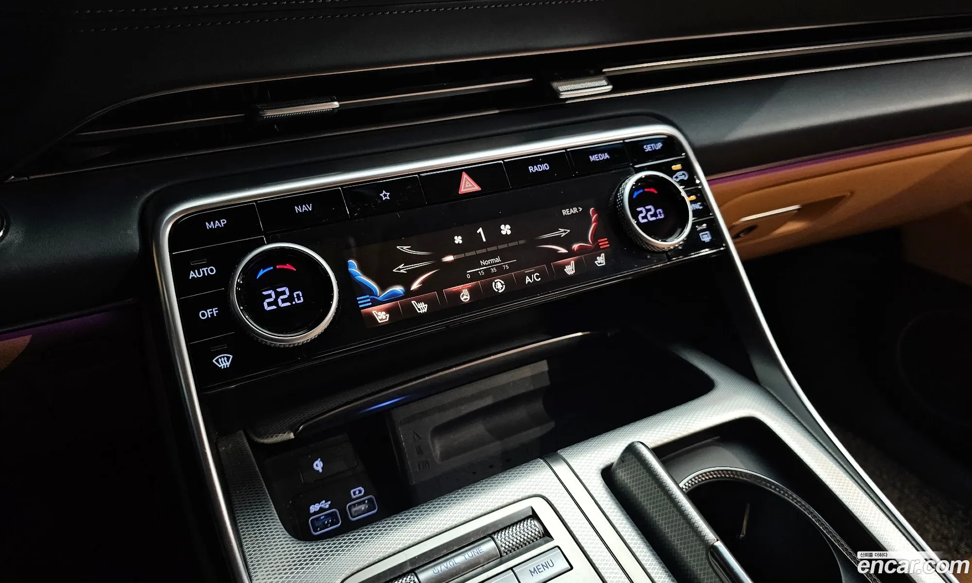 Genesis GV80 2020 — 24