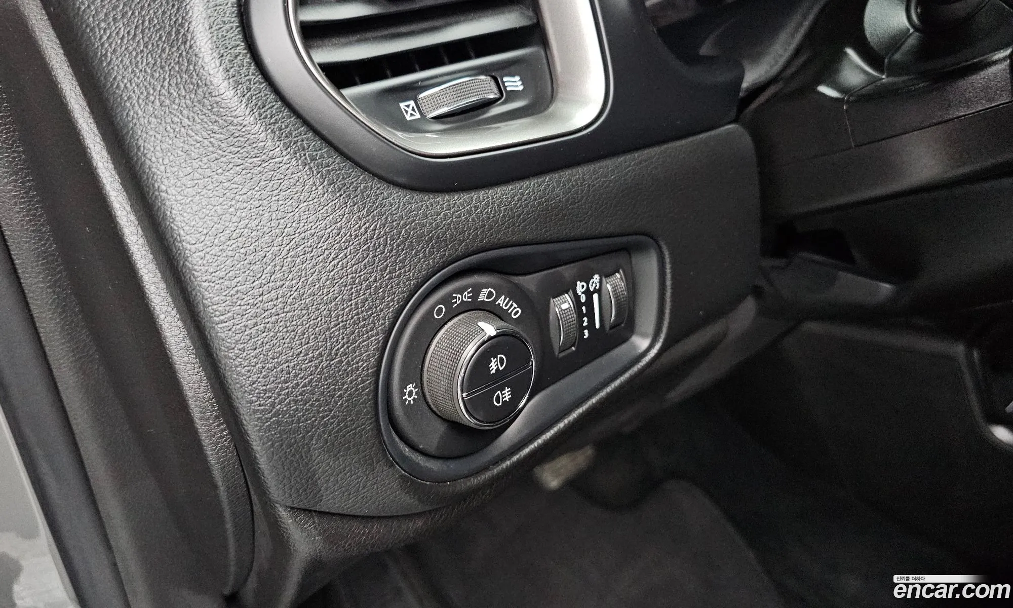 Jeep Renegade 2021 1C4NJCDB7MPM35403 — 15