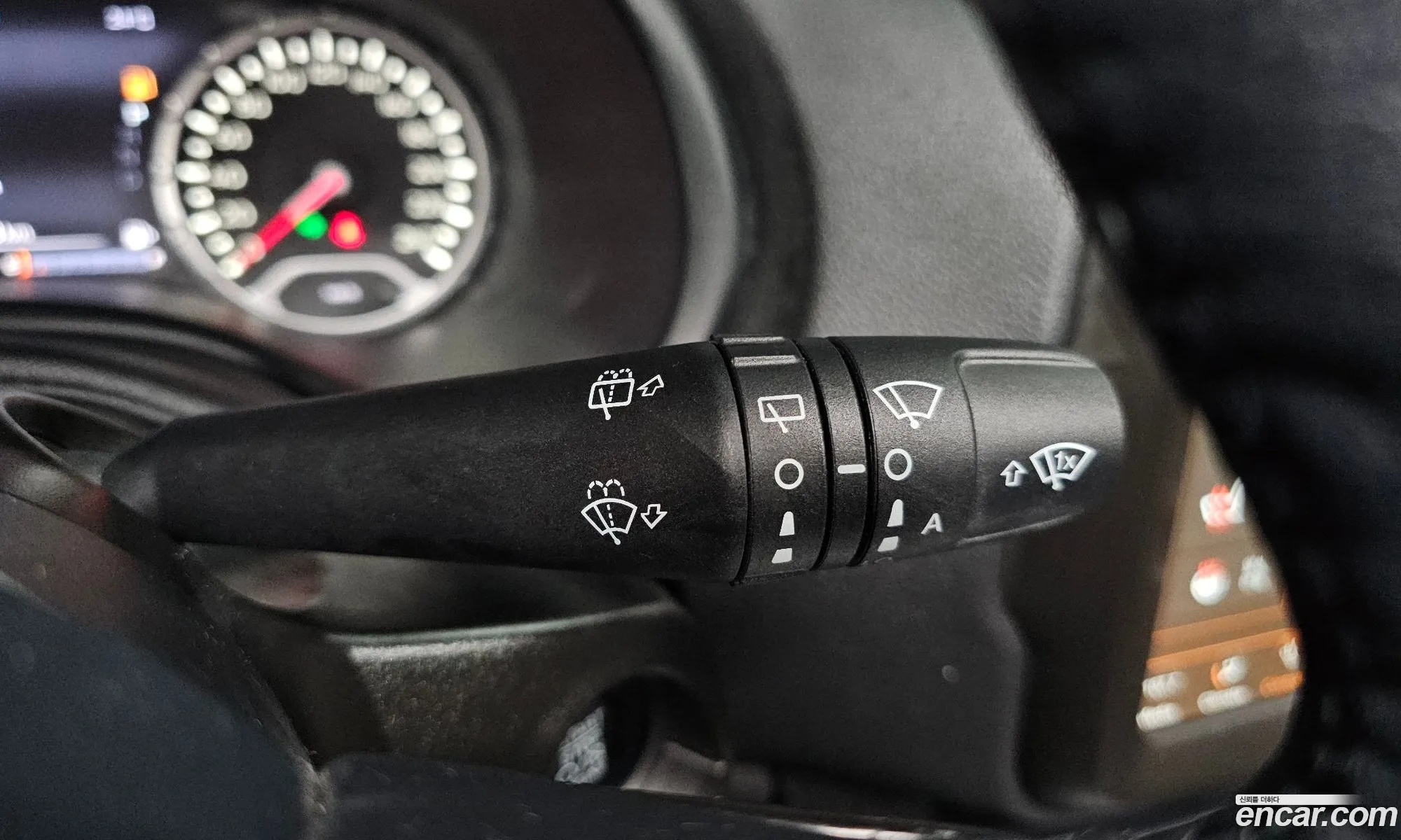 Jeep Renegade 2021 1C4NJCDB7MPM35403 — 30