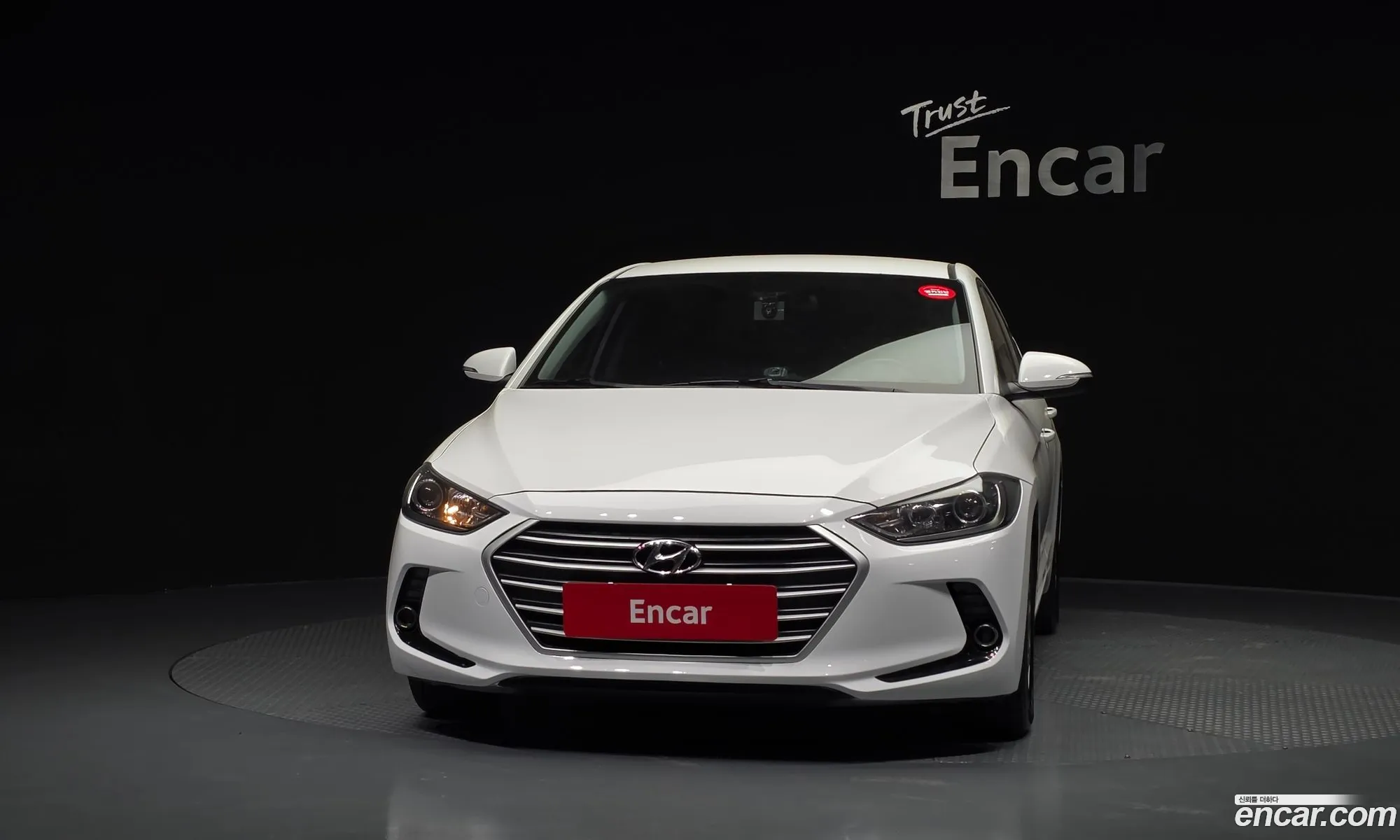 Hyundai Elantra AD 2015 — 11