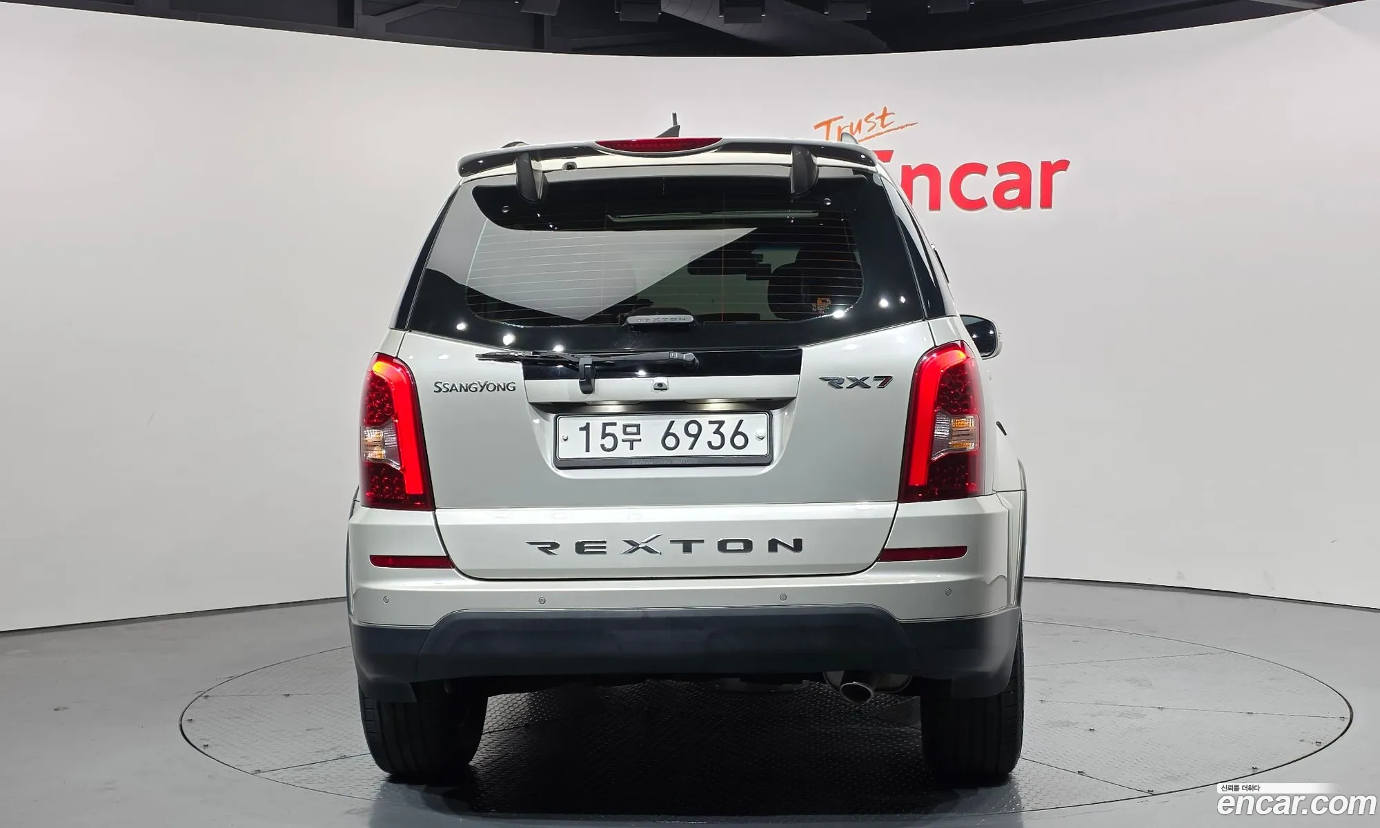 KG Mobility (SsangYong) Rexton W 2014 — 7