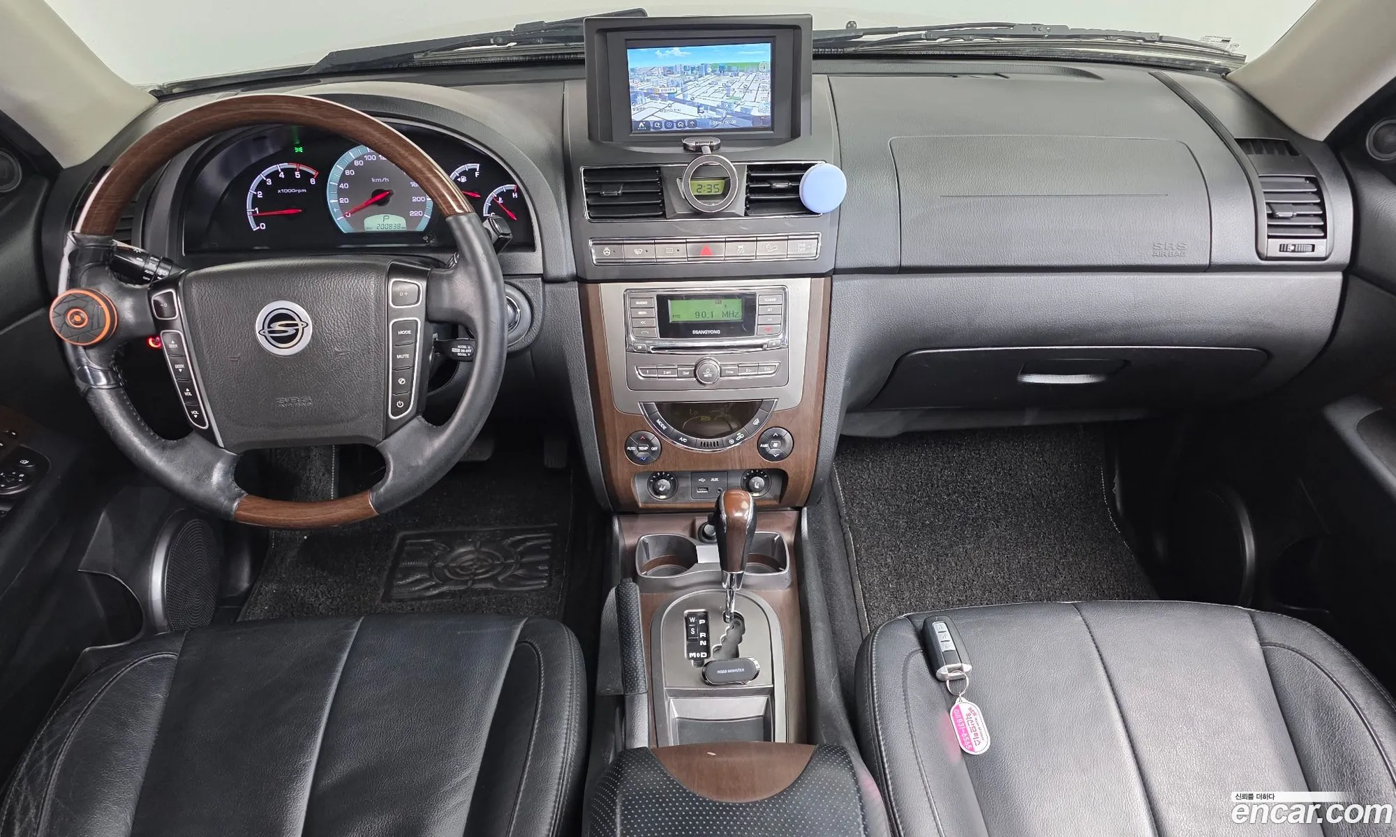 KG Mobility (SsangYong) Rexton W 2014 — 13