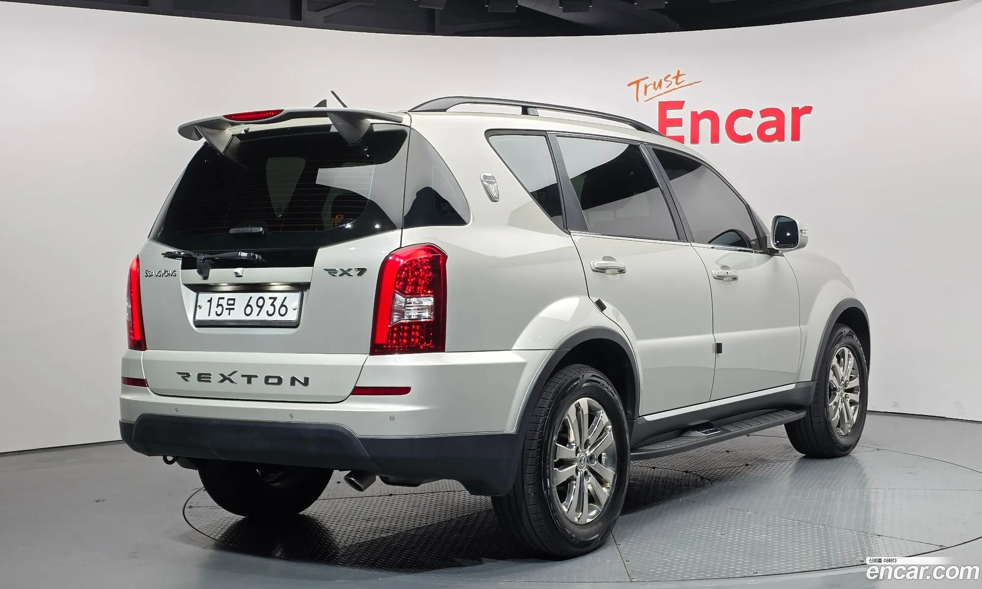KG Mobility (SsangYong) Rexton W 2014 — 20