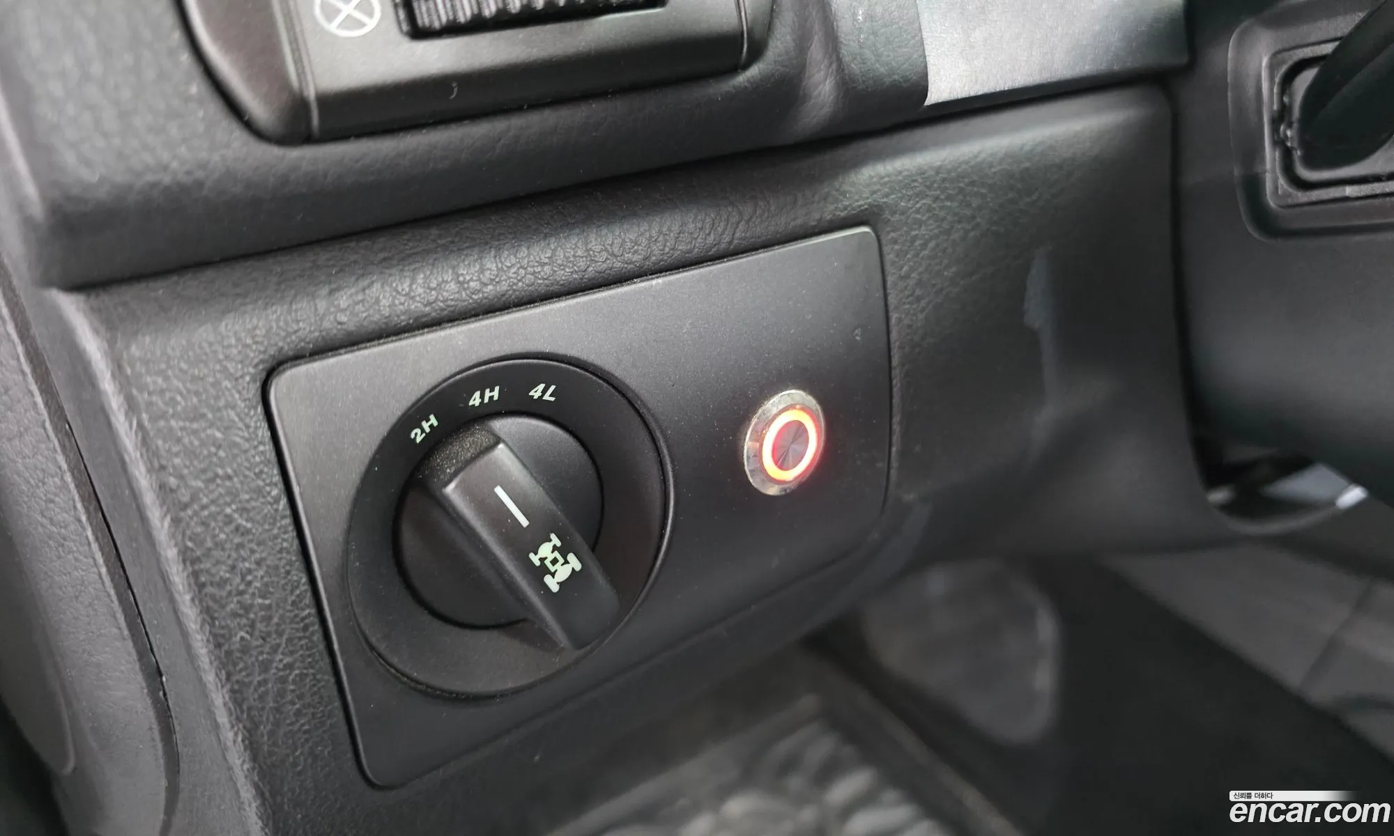 KG Mobility (SsangYong) Rexton W 2014 — 6
