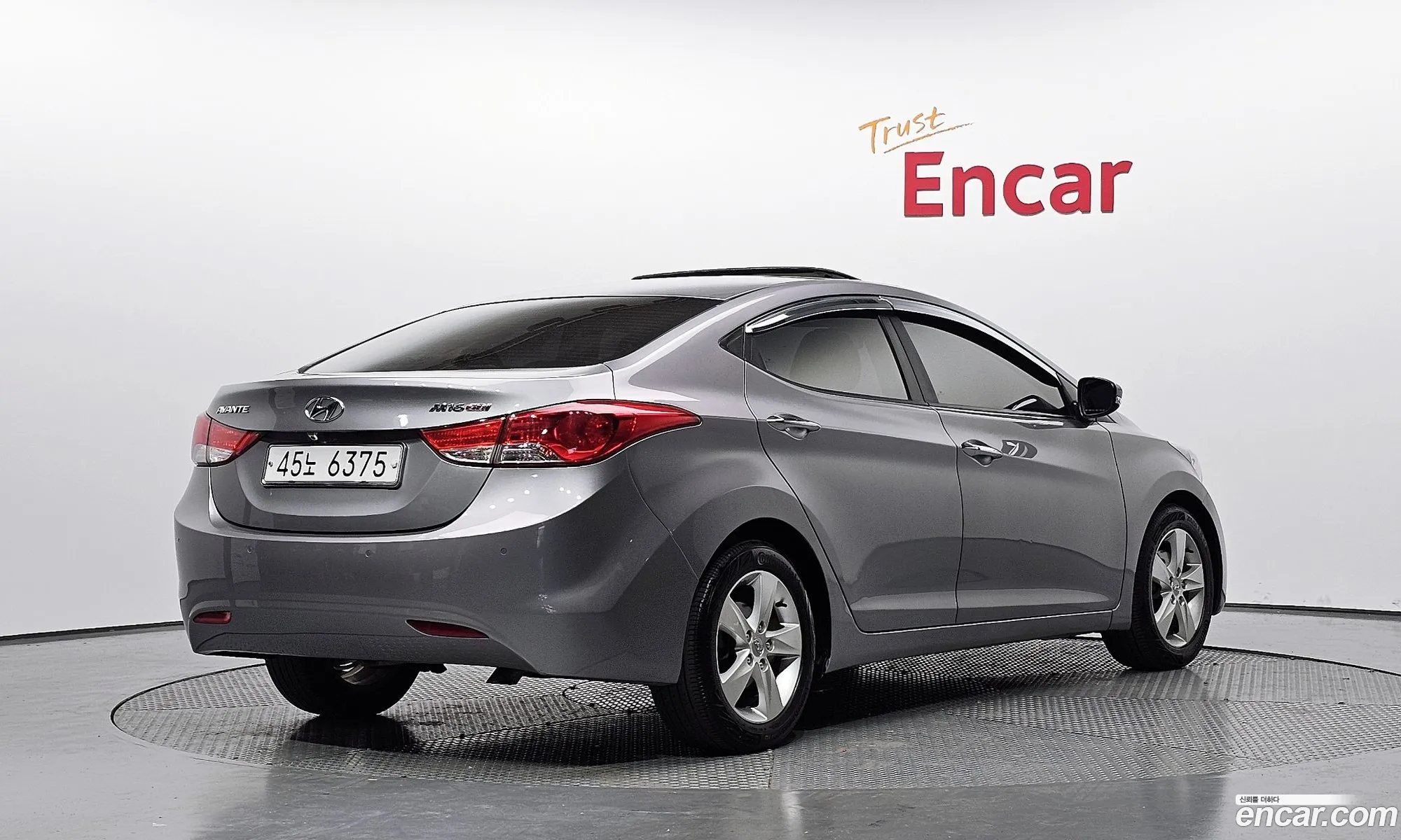 Hyundai Elantra MD 2011 — 12