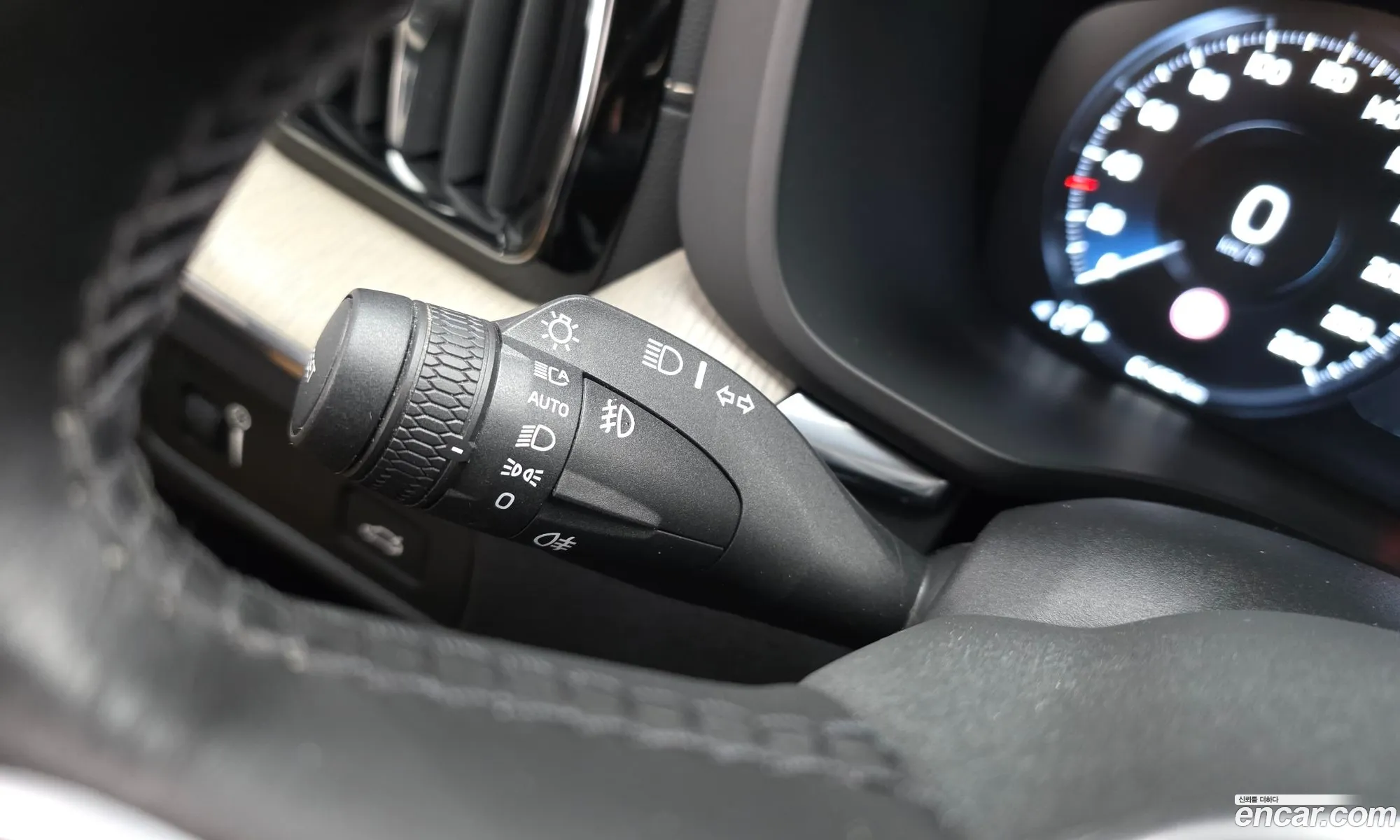 Volvo XC60 2020 — 5