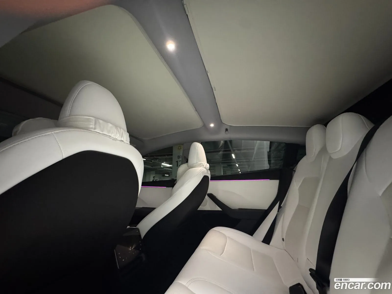 Tesla Model 3 2024 — 15