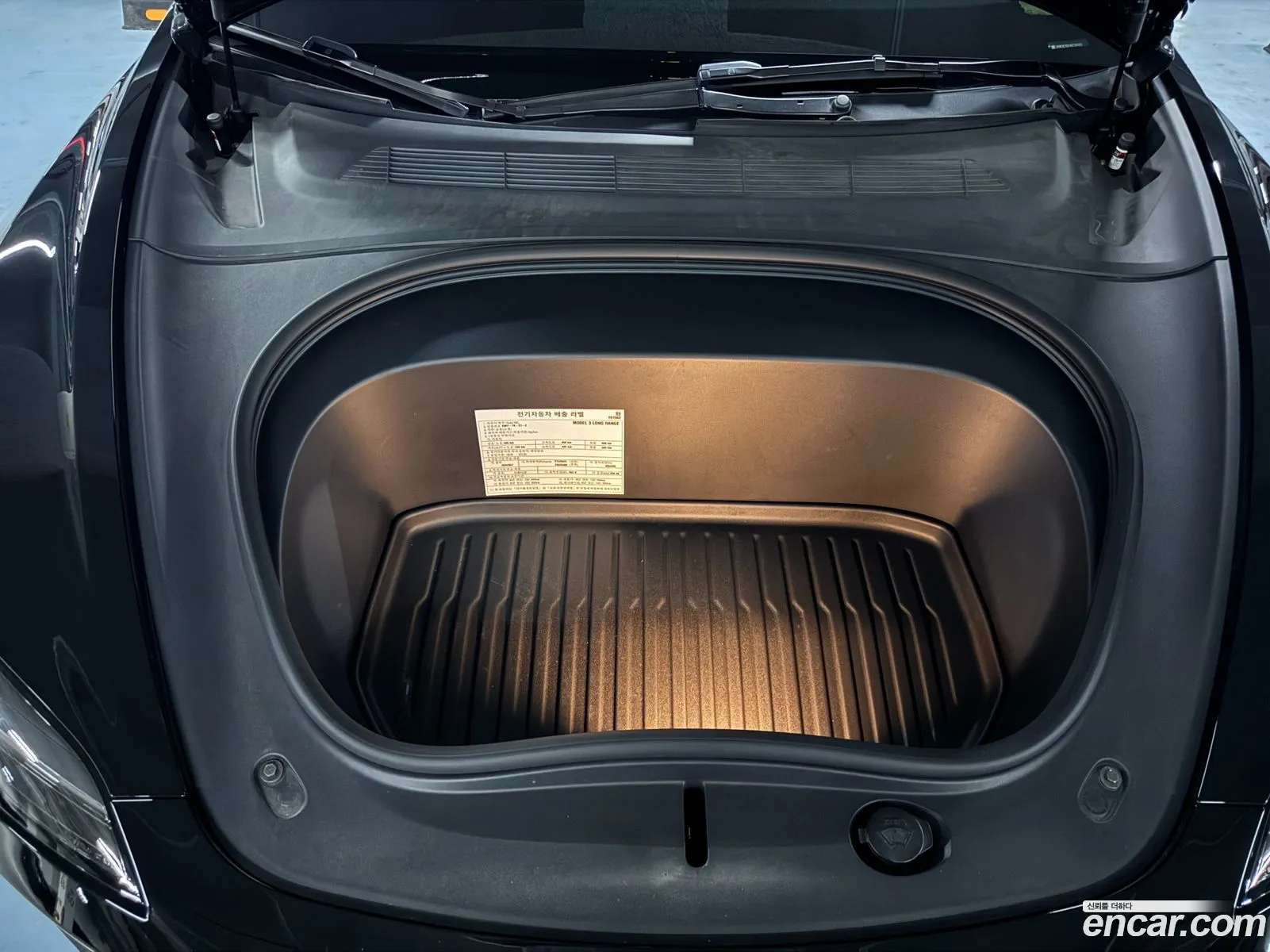 Tesla Model 3 2024 — 13