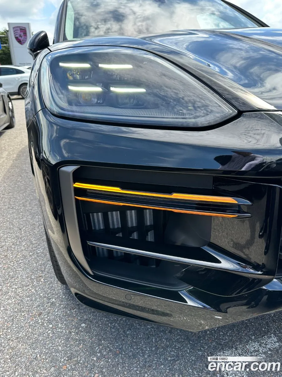 Porsche Cayenne 2025 — 20
