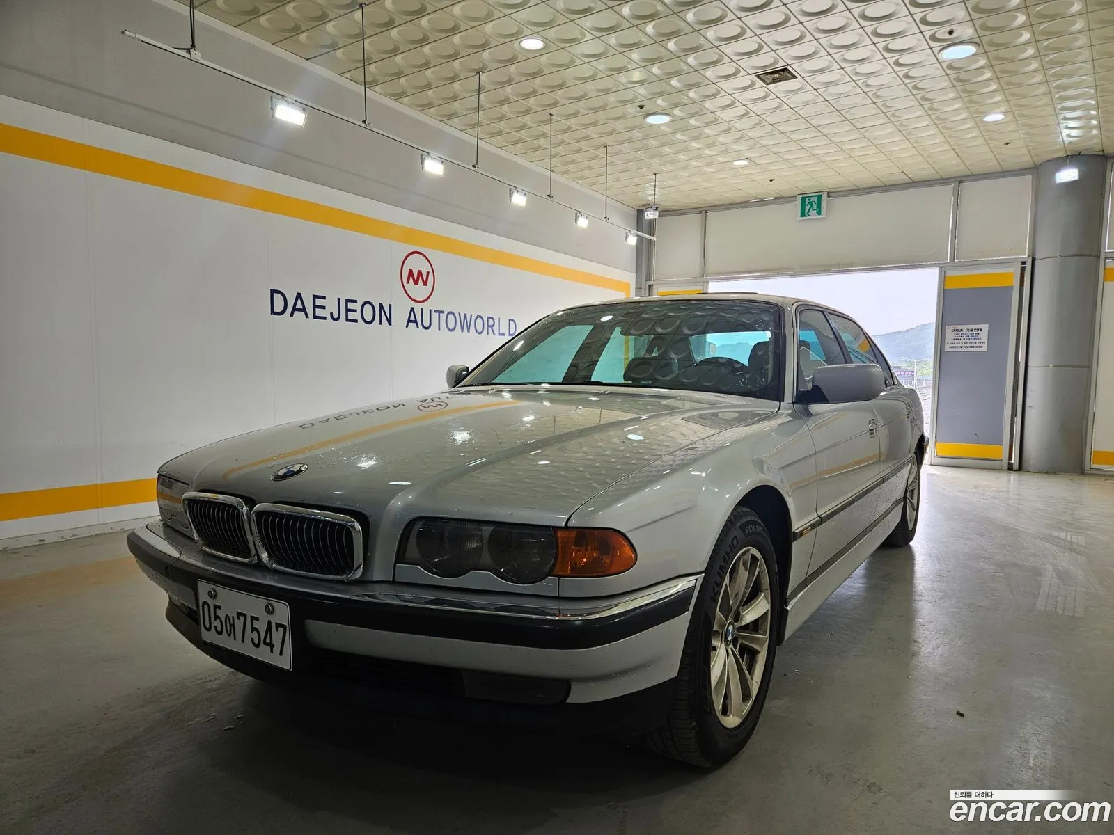 BMW 7 Series 1999 — 9