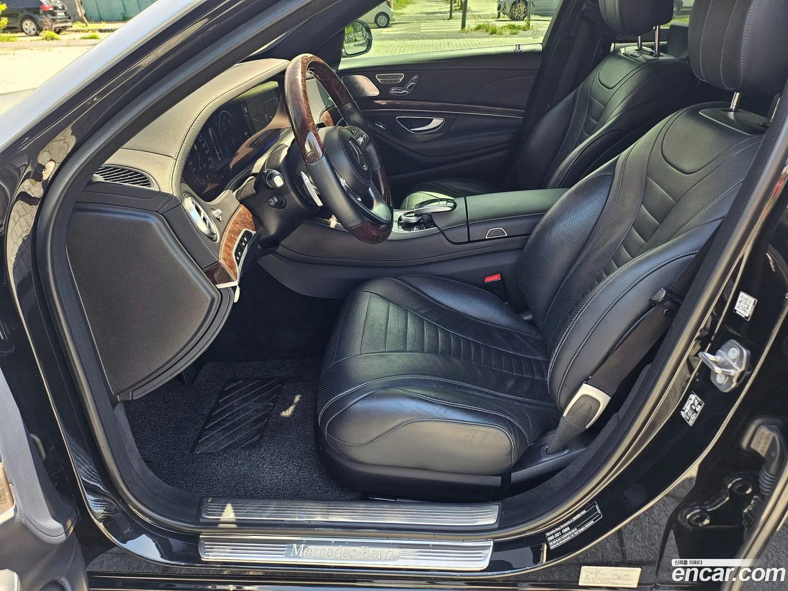 Mercedes-Benz S-Class W222 2018 — 12