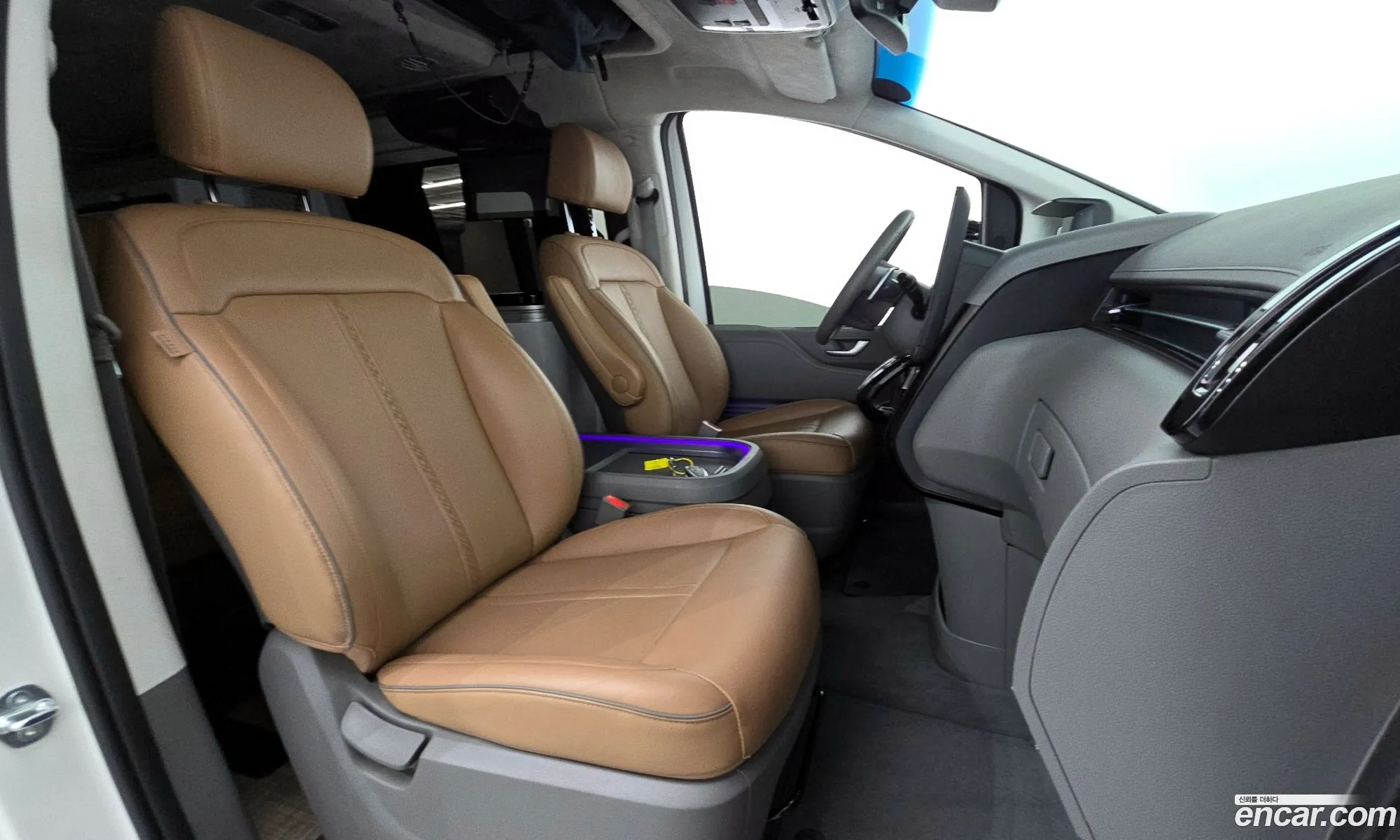 Hyundai Staria 2024 — 11