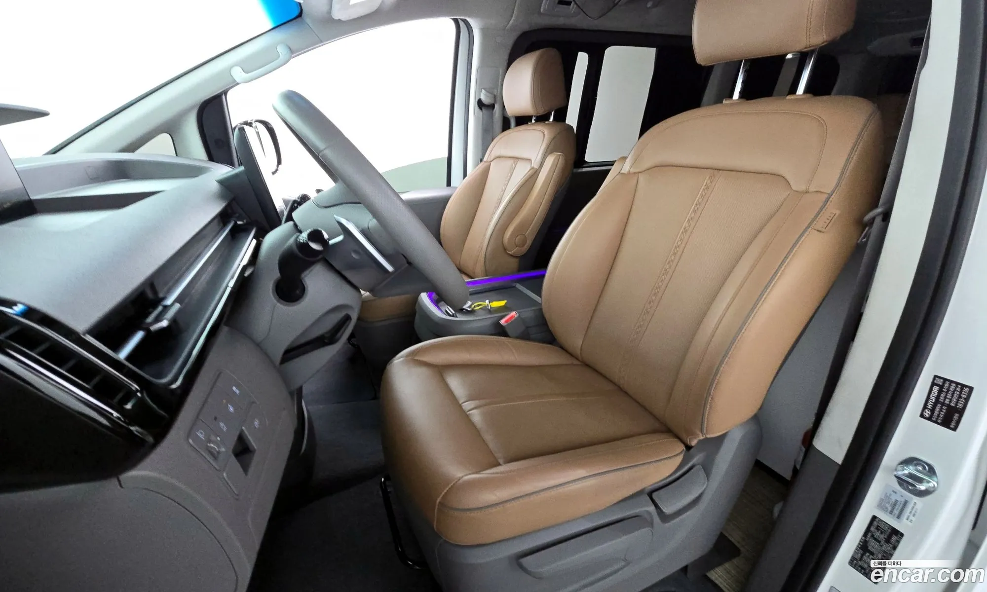 Hyundai Staria 2024 — 21