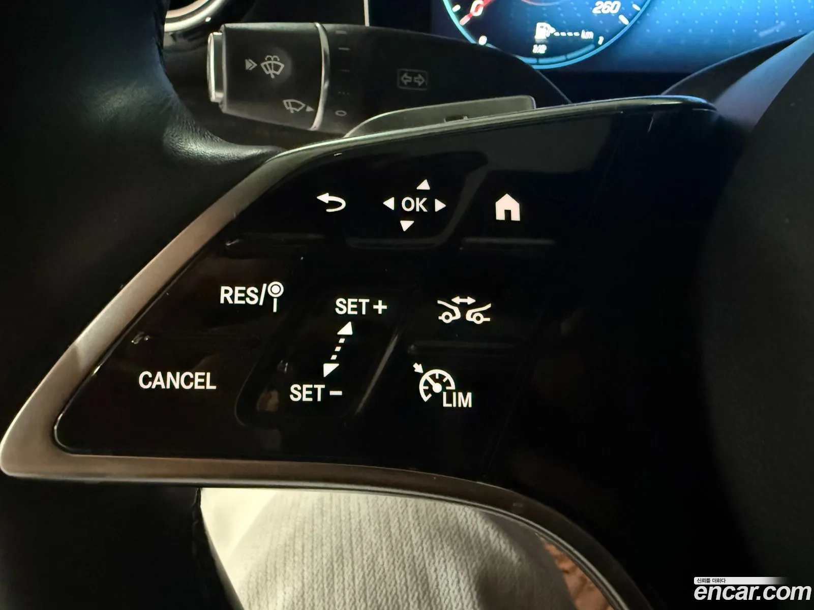 Mercedes-Benz E-Class W213 2023 — 4