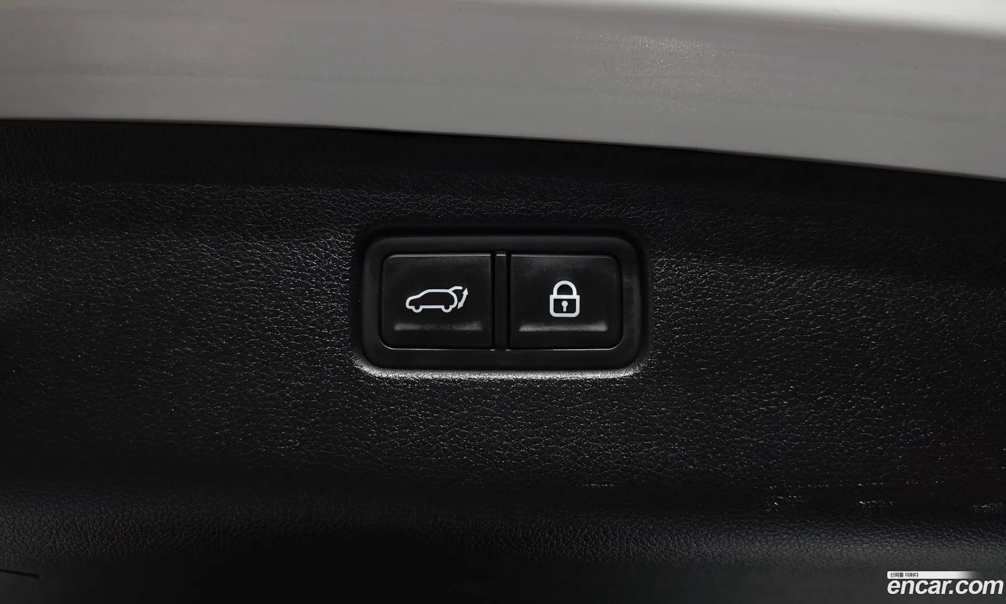 Genesis GV70 2021 — 23