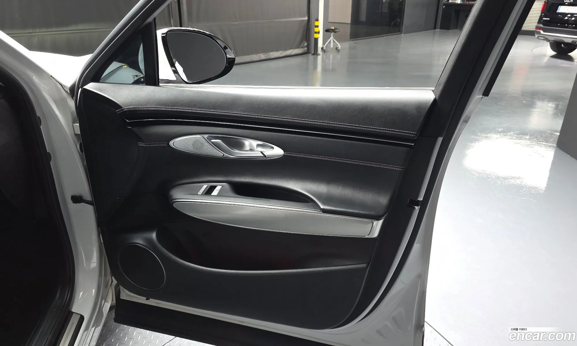 Genesis GV70 2021 — 22