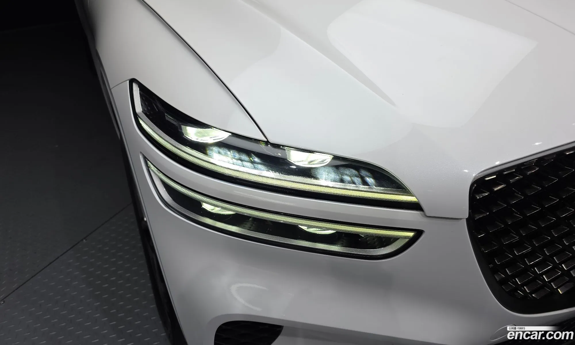 Genesis GV70 2021 — 20