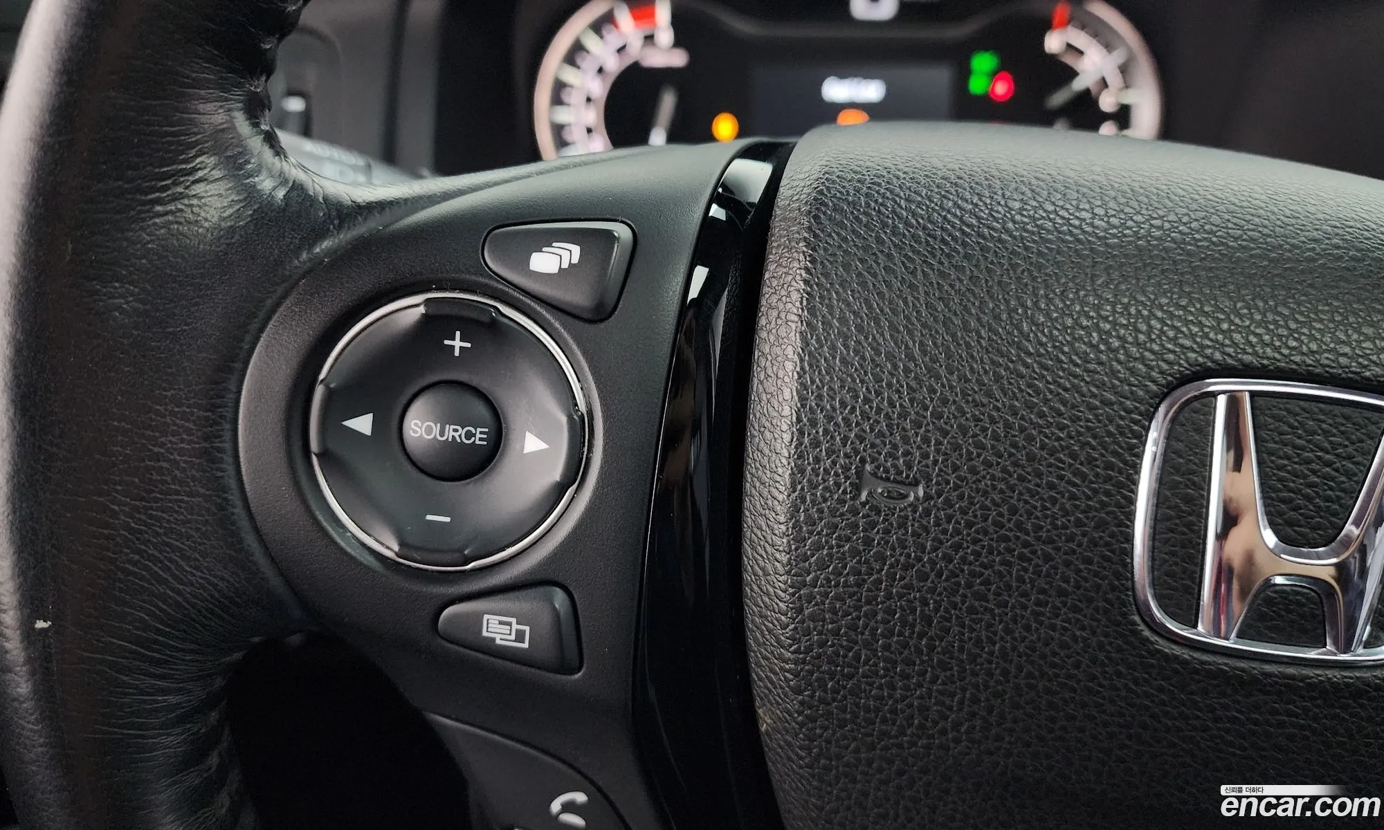 Honda Pilot 2016 — 17