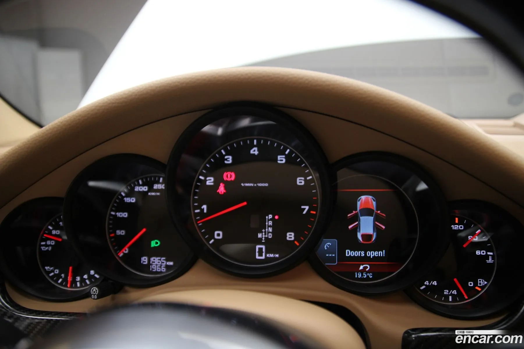 Porsche Panamera 2014 — 12