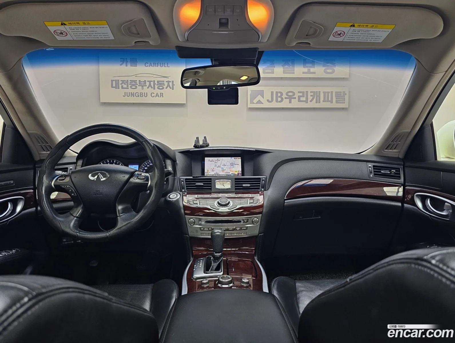 Infiniti M37 2010 — 19