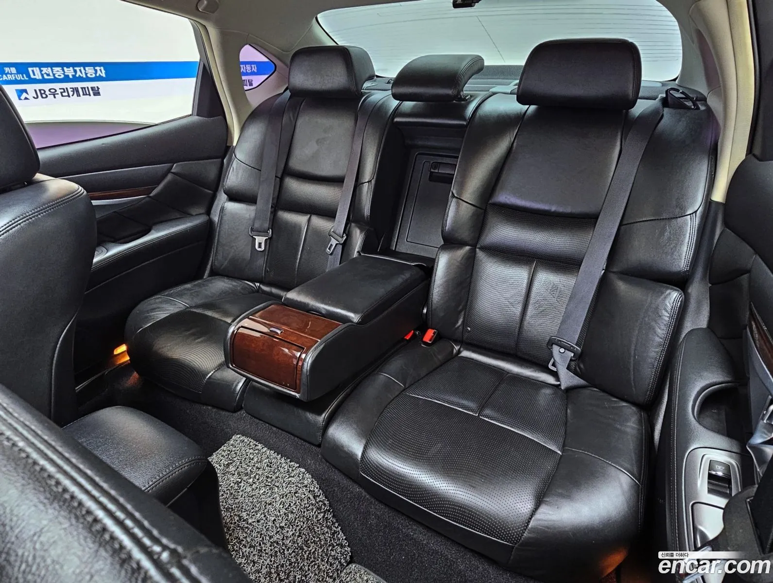 Infiniti M37 2010 — 14