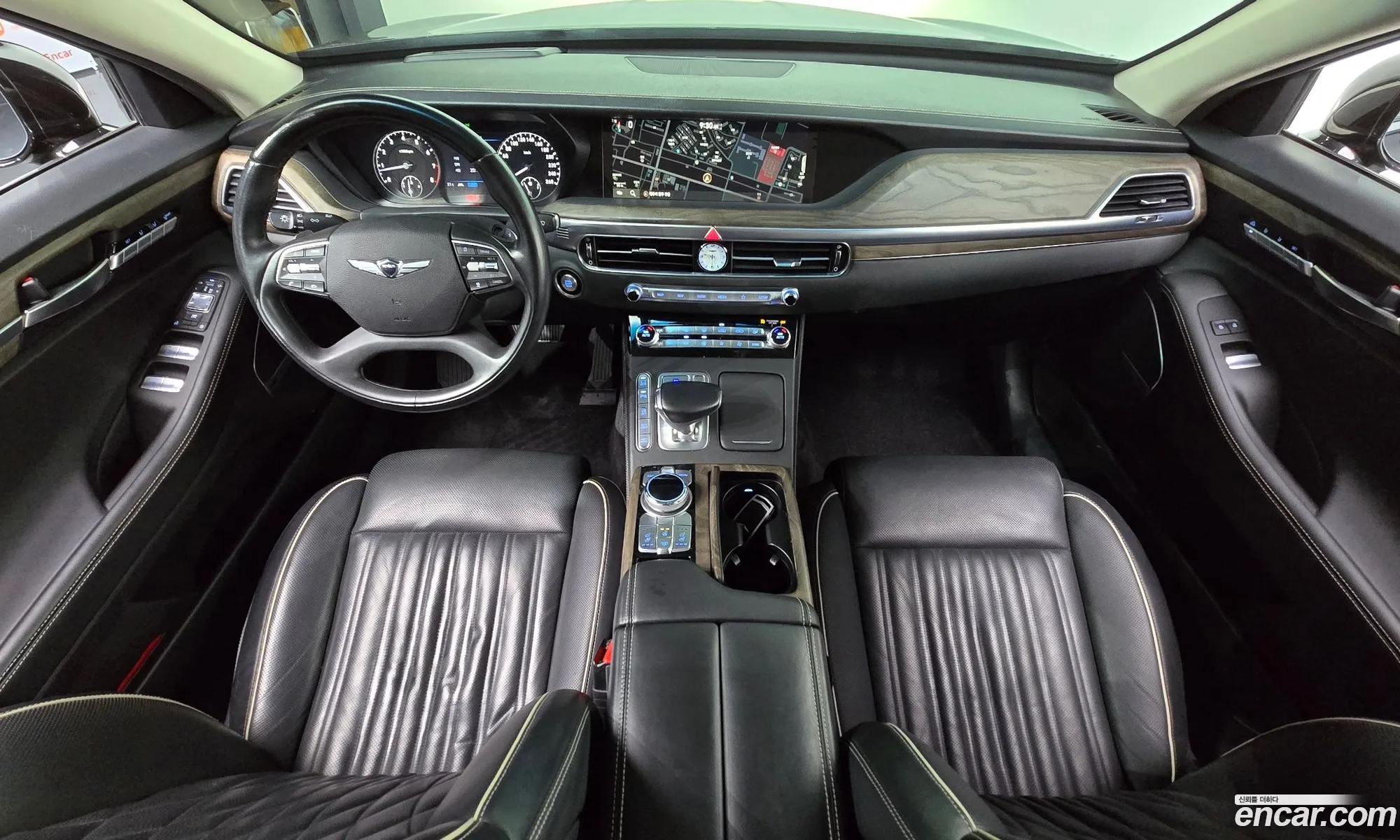 Genesis G90 2019 — 17