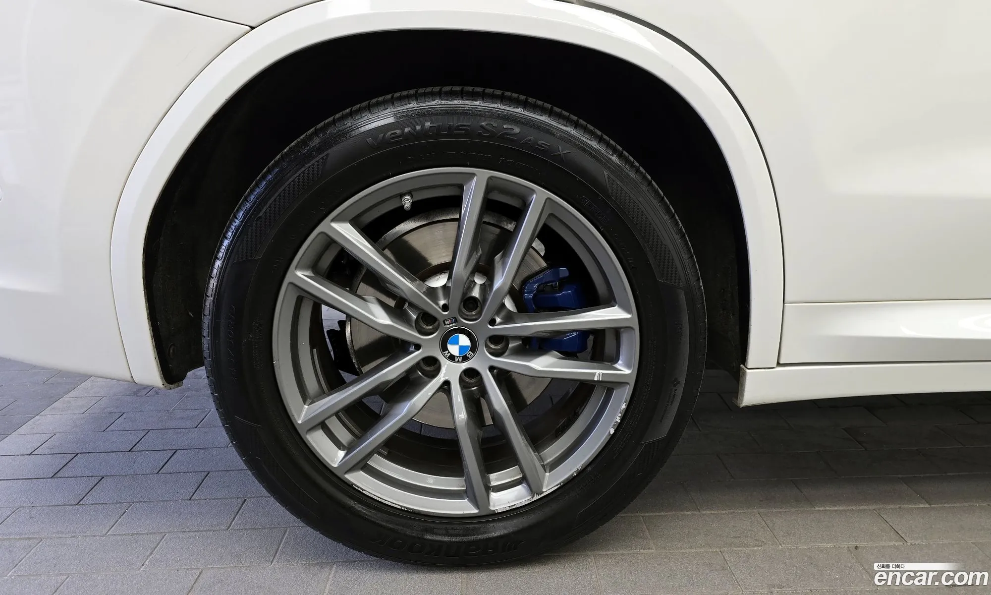 BMW X3 2020 — 16