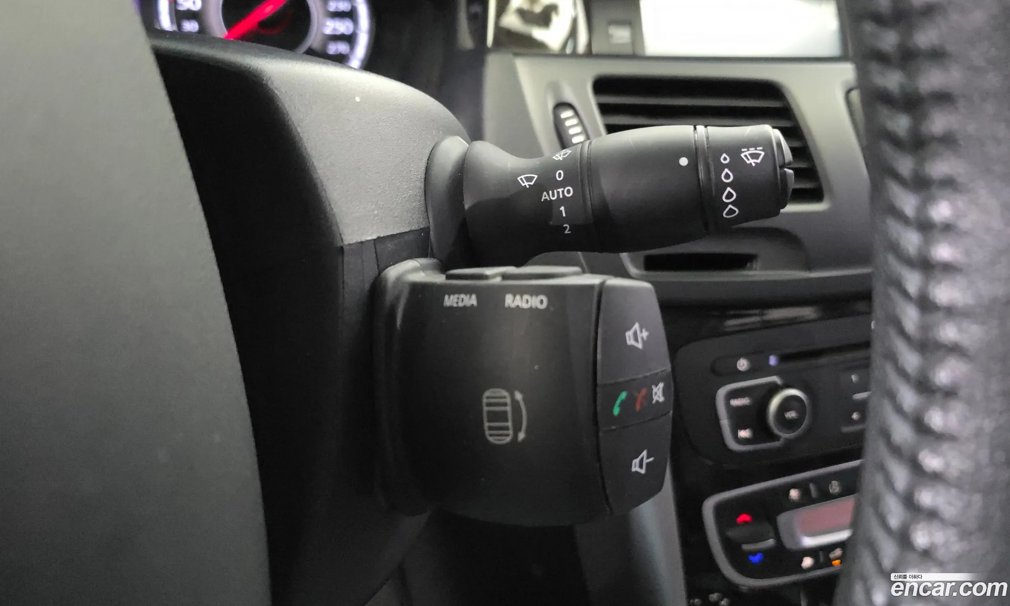 Renault Korea (Samsung) SM5 Nova 2015 — 12