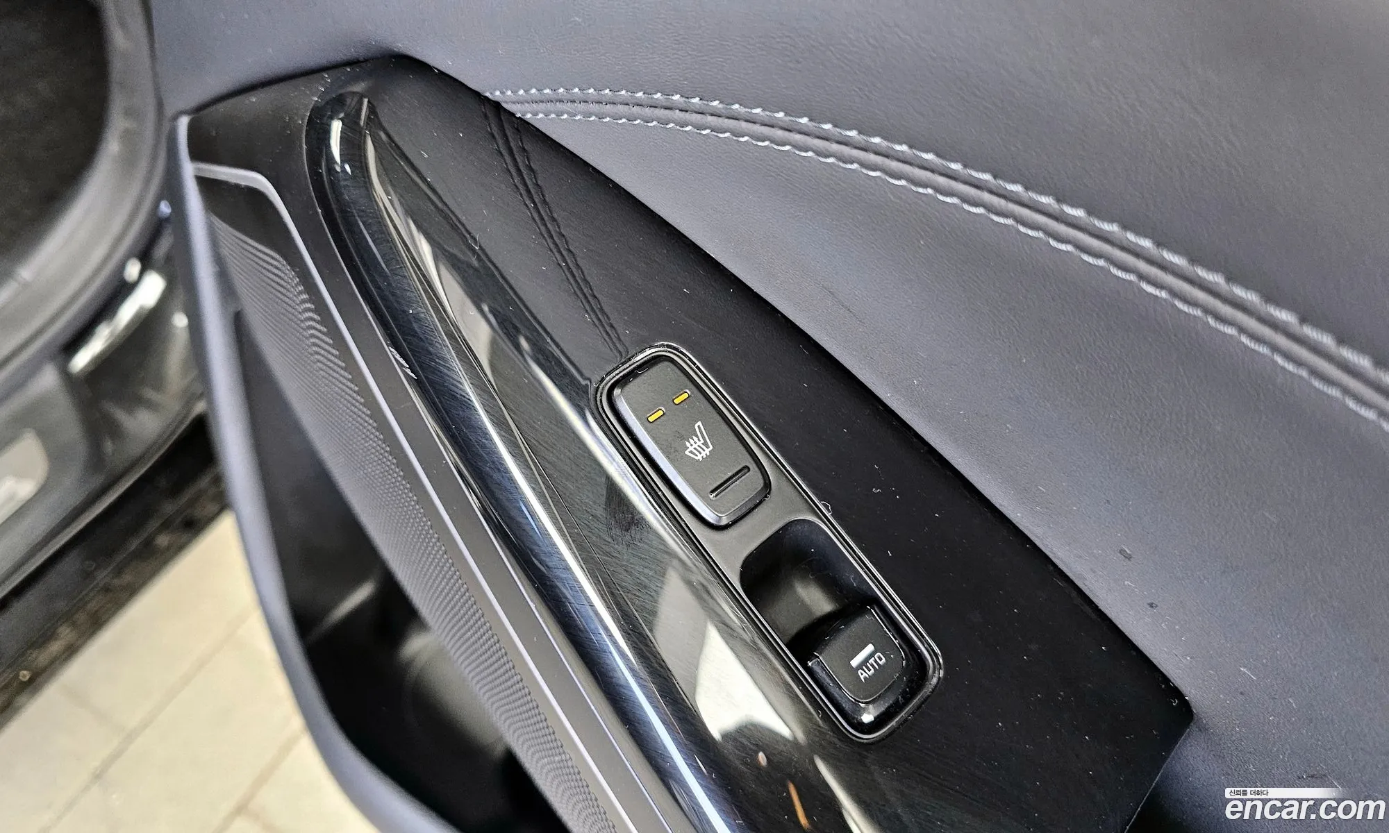 Kia K7 Premier Hybrid 2019 — 11