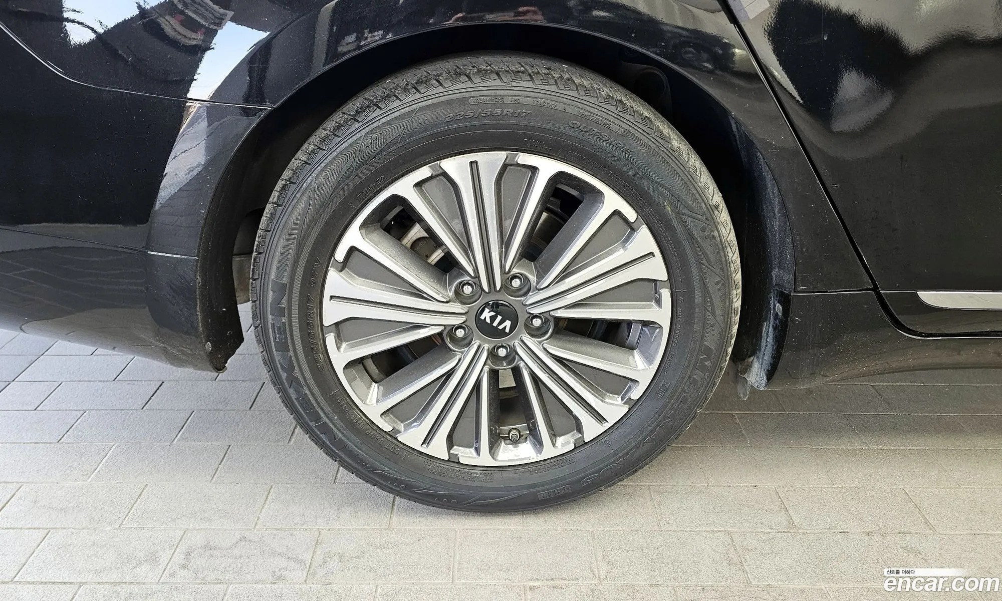 Kia K7 Premier Hybrid 2019 — 16