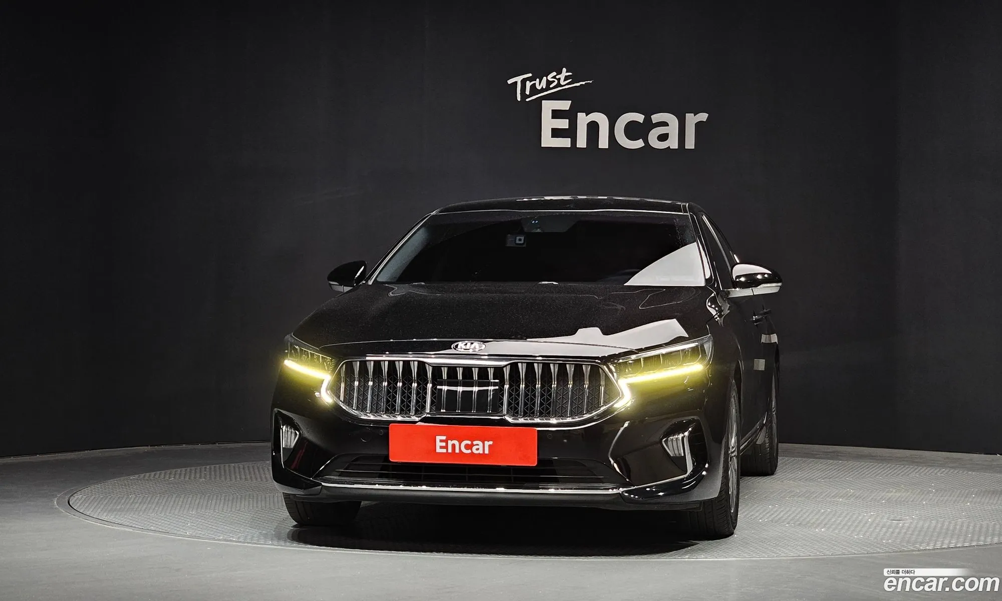 Kia K7 Premier Hybrid 2019 — 10