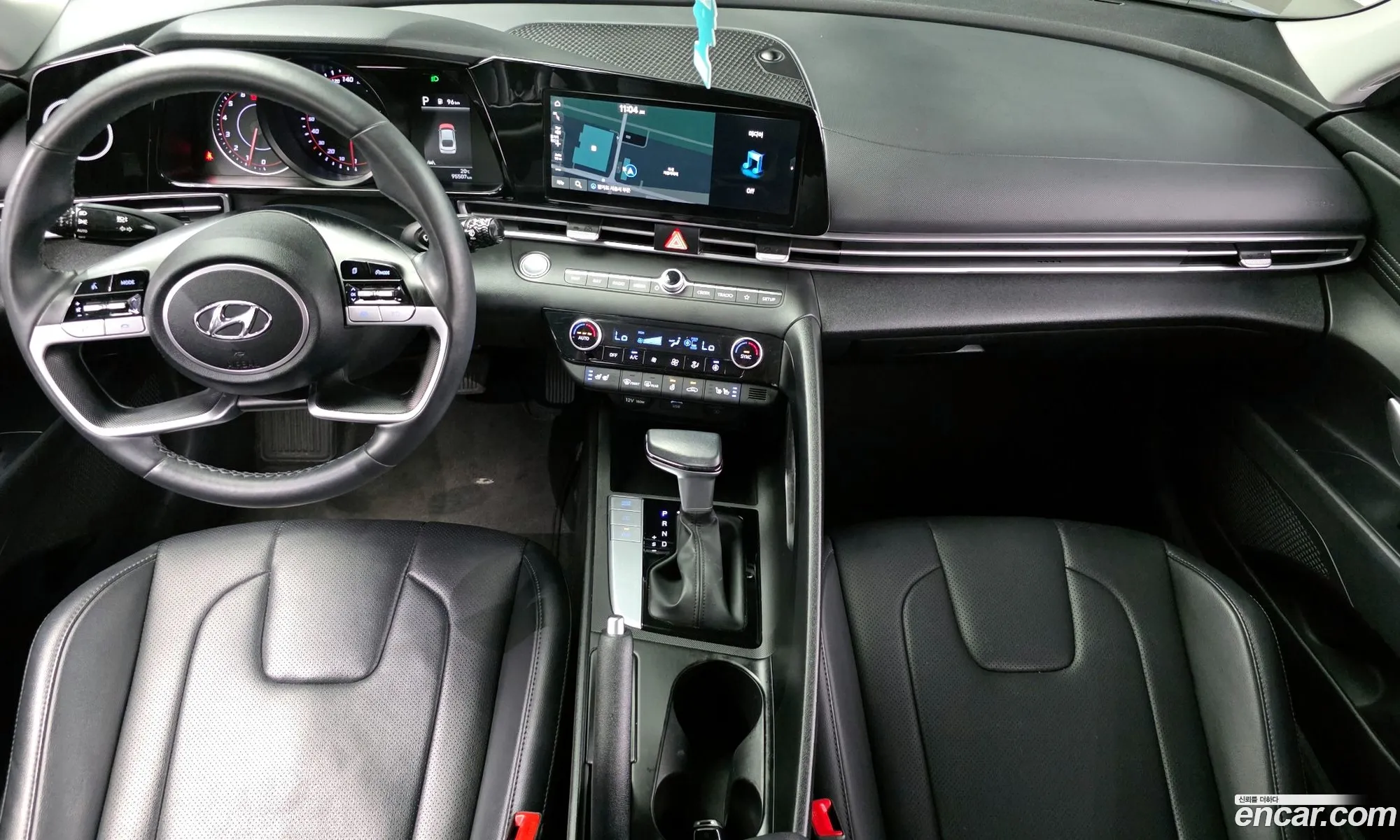 Hyundai Elantra 2022 — 11