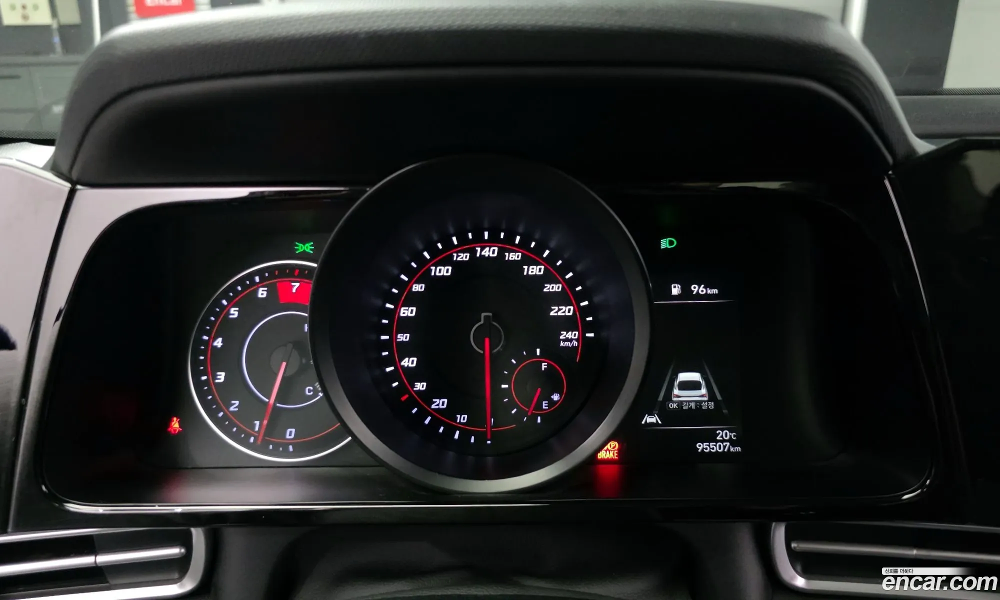 Hyundai Elantra 2022 — 10