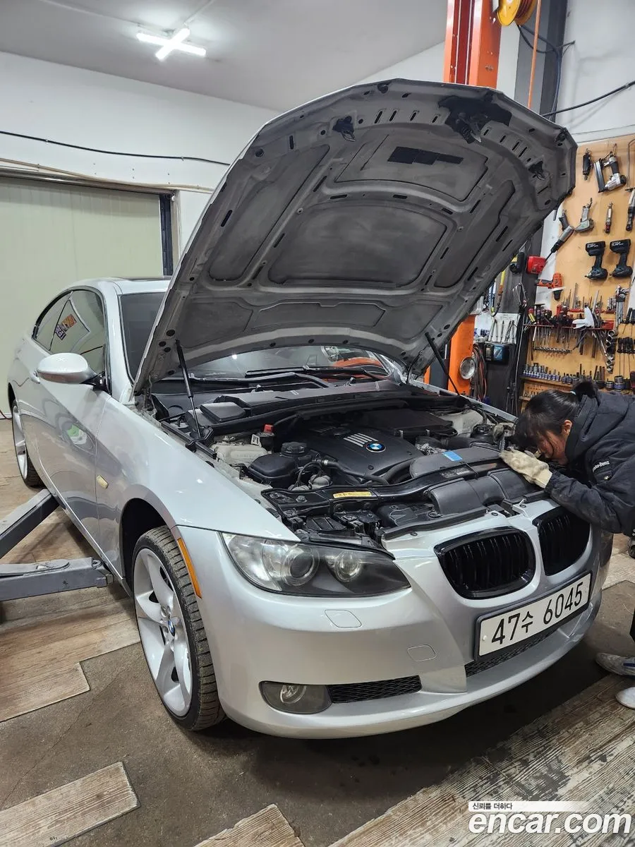 BMW 3 Series 2009 — 12