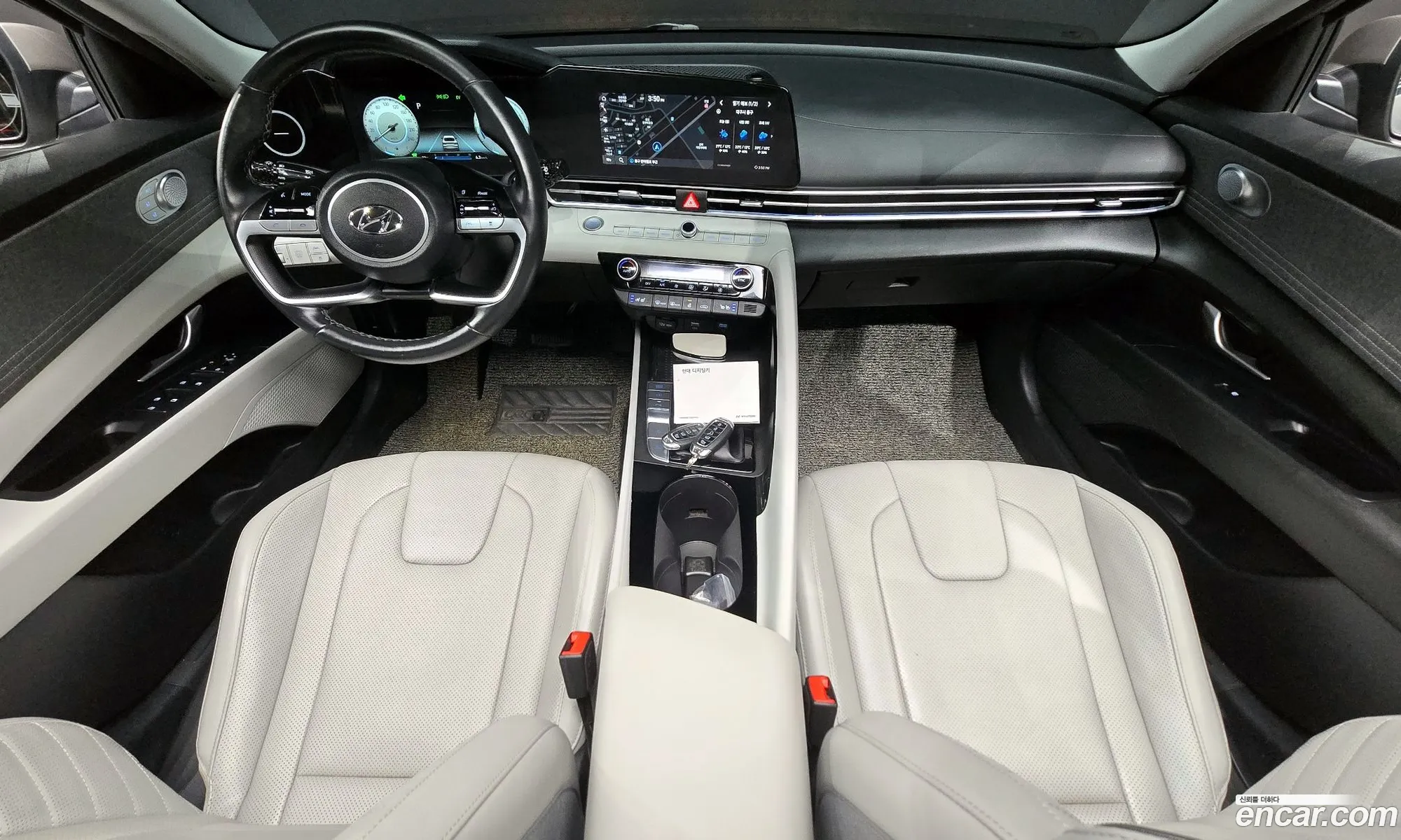 Hyundai Elantra Hybrid 2021 — 3